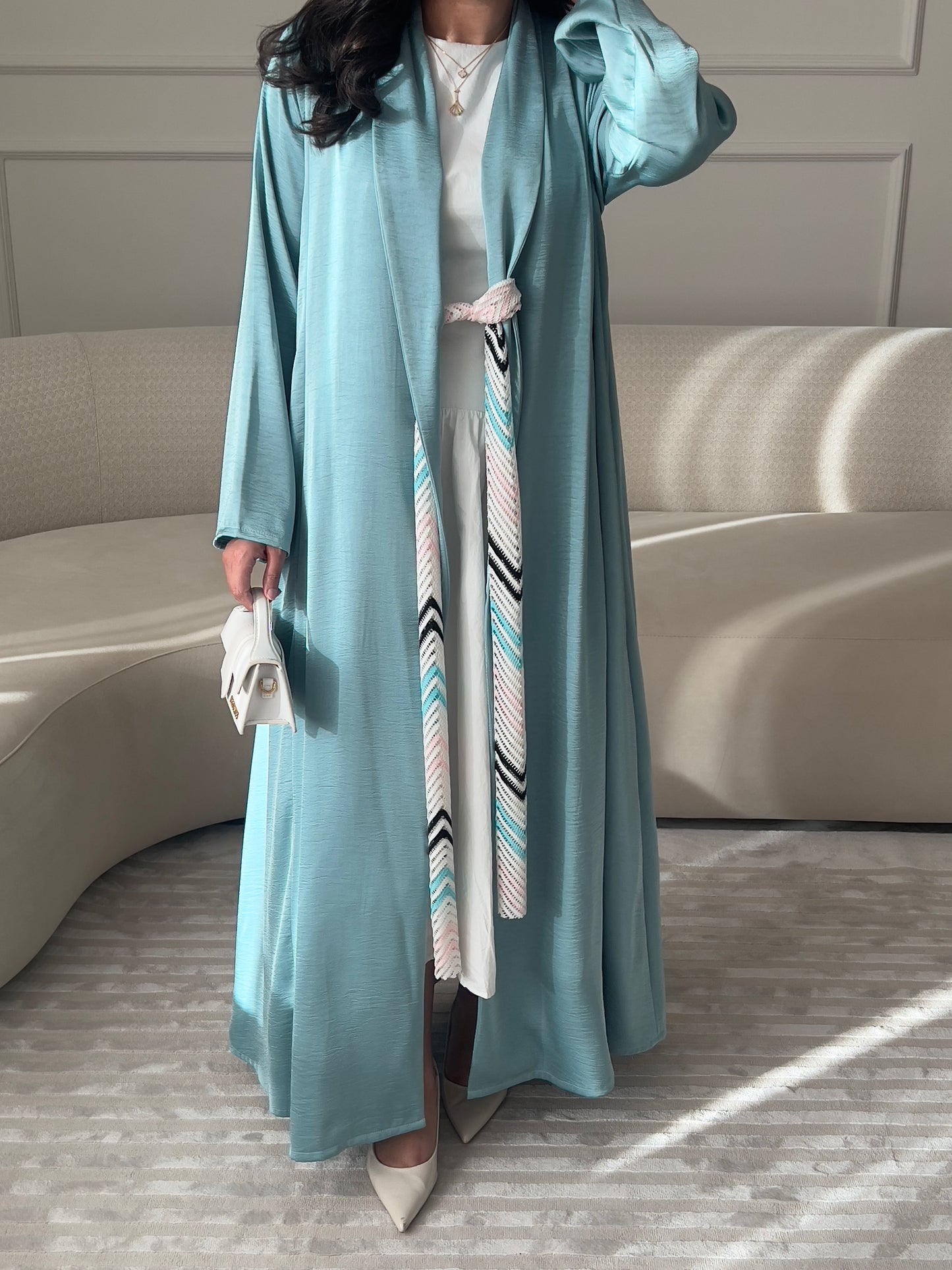 DN195 - KNOT BELT ABAYA