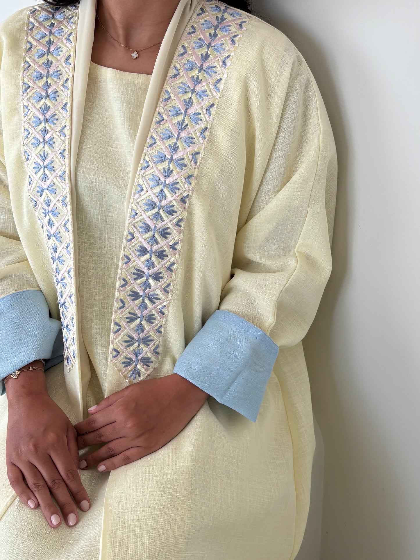 DN152 - YELLOW LINEN ABAYA SET
