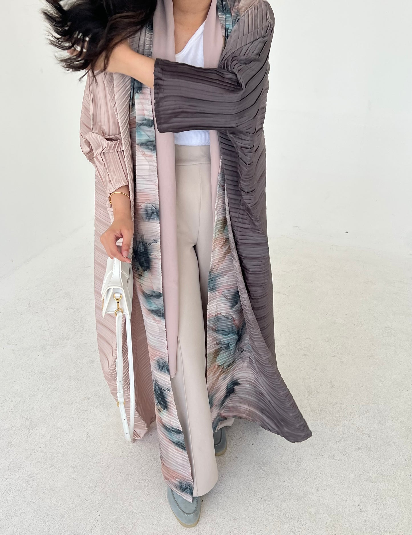 DN083 - FLORAL ABAYA