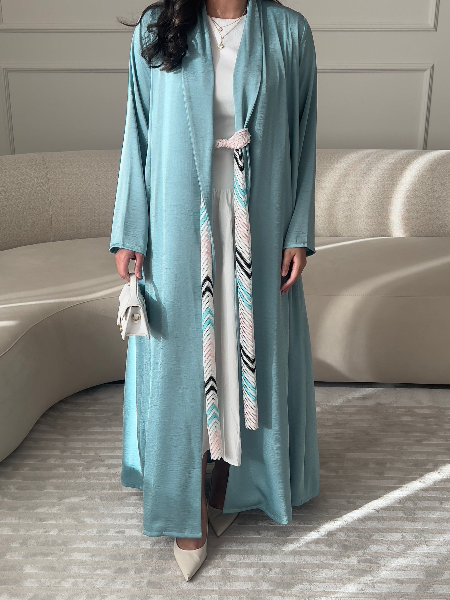 DN195 - KNOT BELT ABAYA