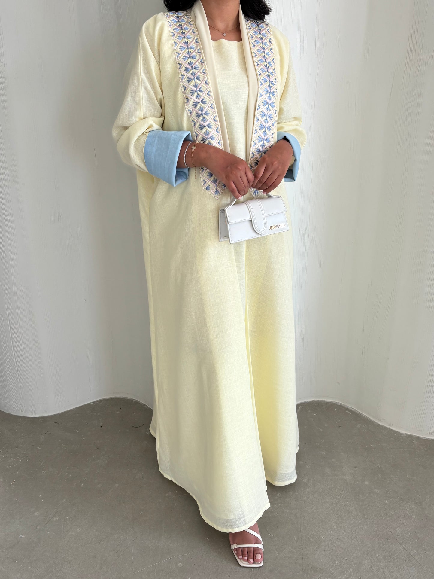DN152 - YELLOW LINEN ABAYA SET