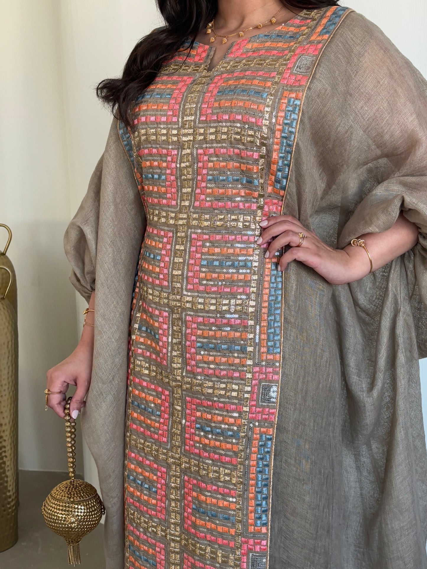 DN127 -COLORFUL EMBROIDERY