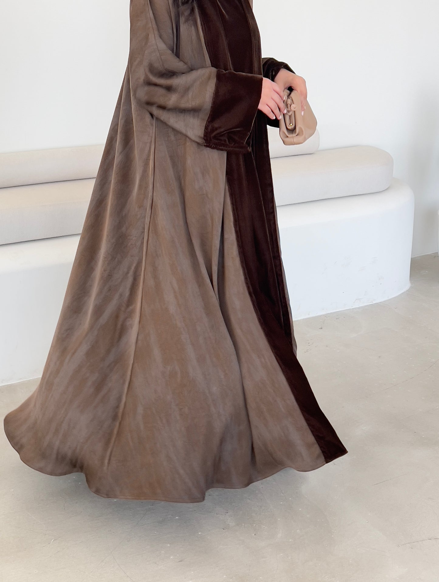 DN107 - REVERSIBLE ABAYA