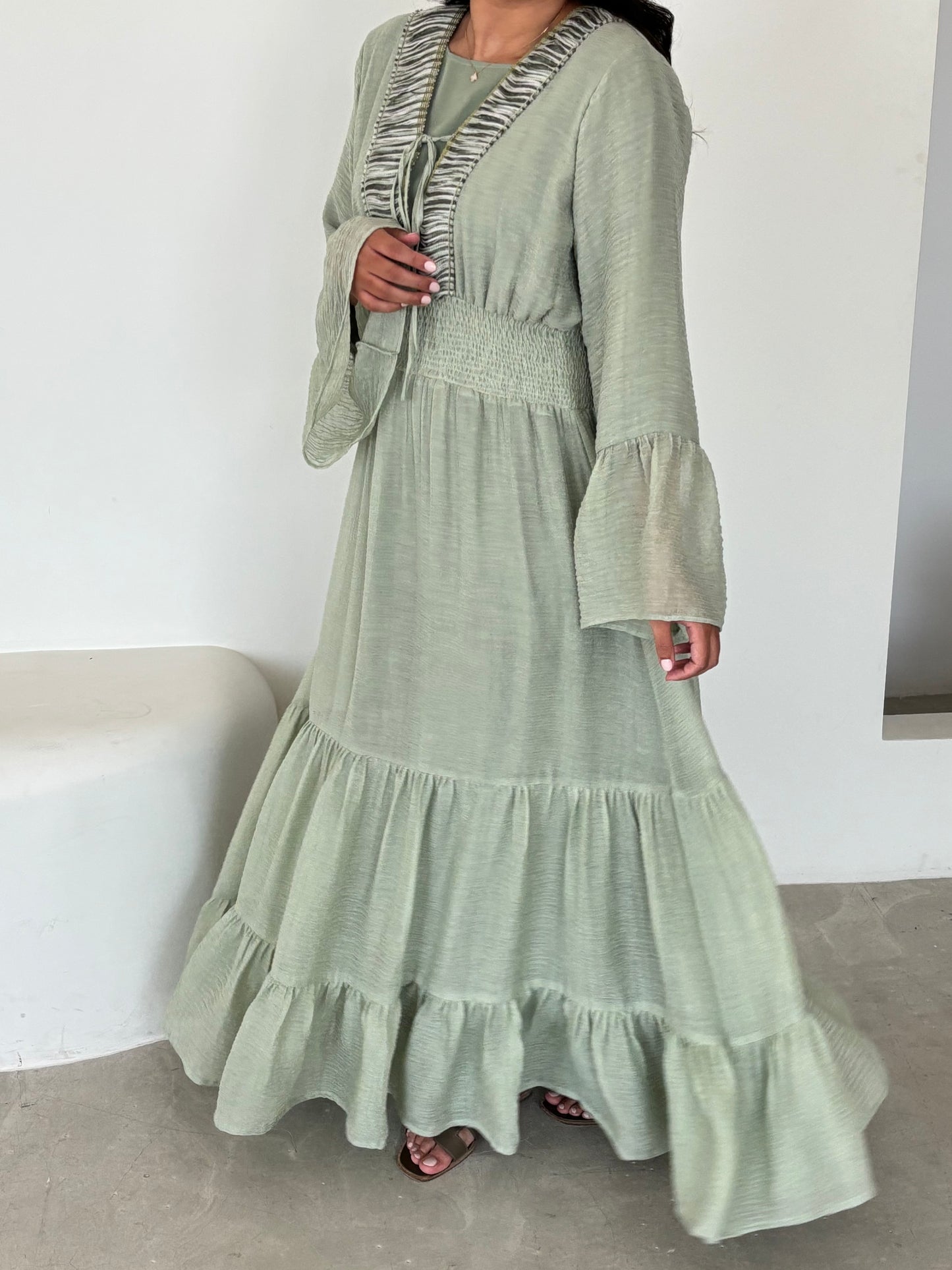DN158 - GREEN FLOWY DRESS
