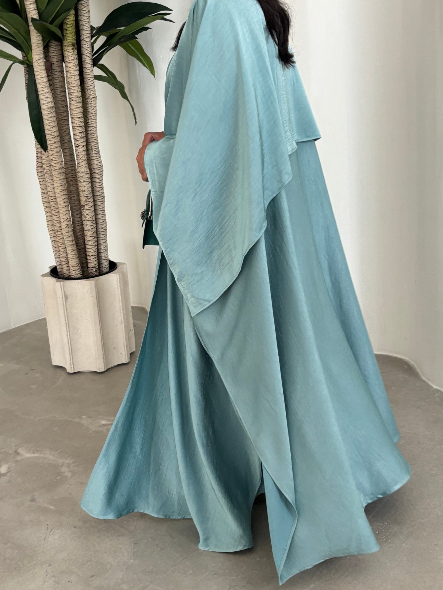 DN167 - FLOWY SILK SET