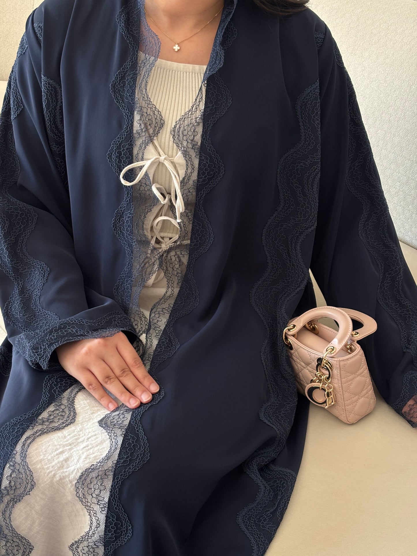 DN276 - LACE ABAYA