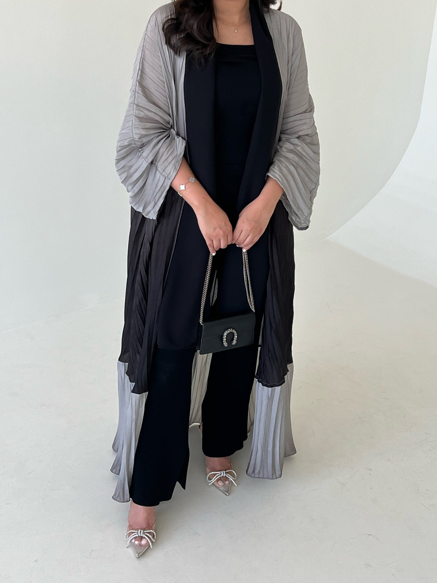 DN036 - TWO TONE PLEATED ABAYA