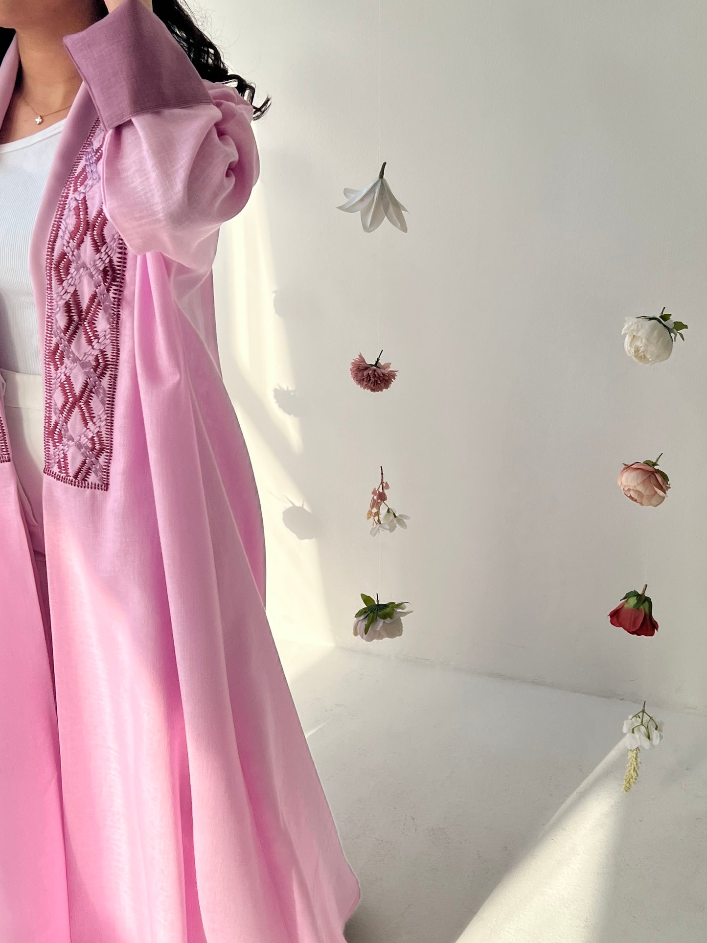 DN142 - LIGHT PINK LINEN ABAYA