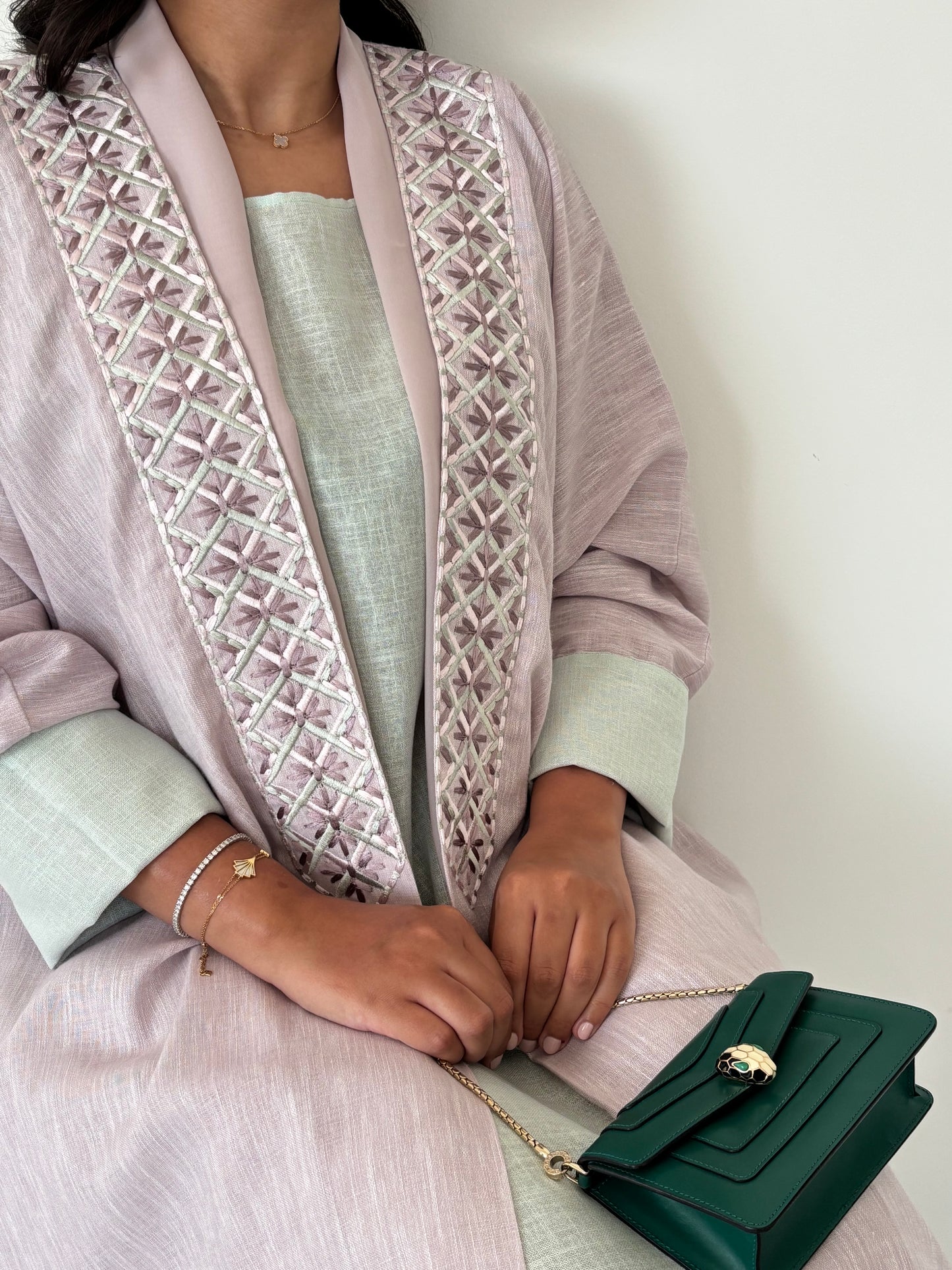 DN150 - LAVENDER LINEN ABAYA SET