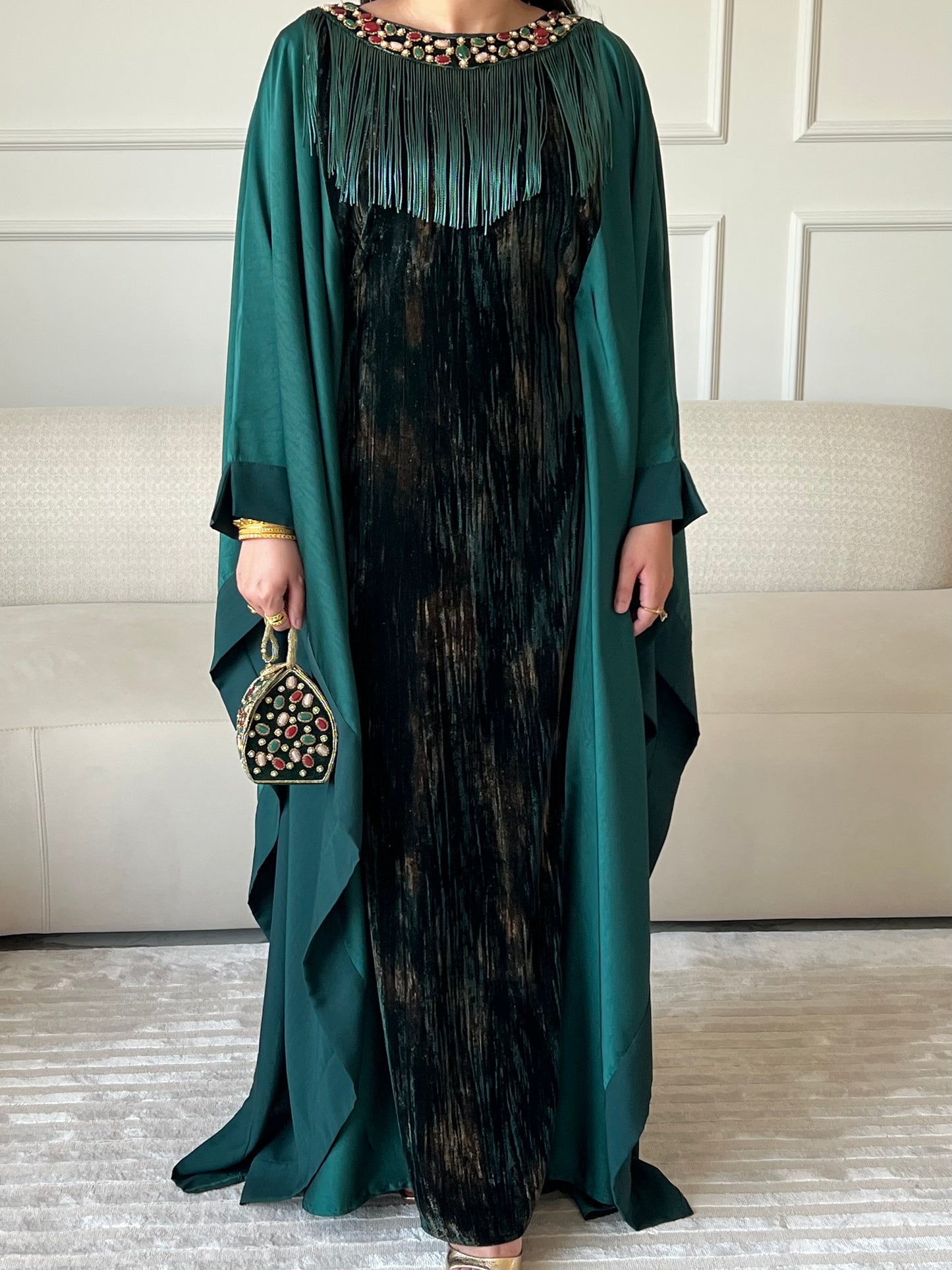 DN242 - STONE EMBROIDERY