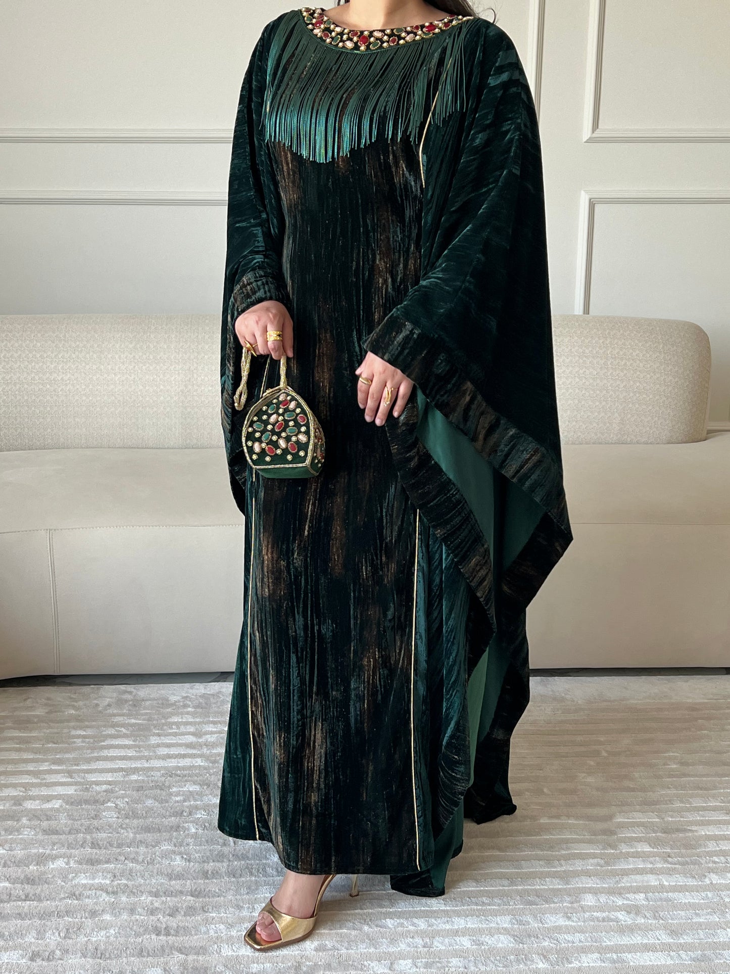 DN241 - STONE EMBROIDERY