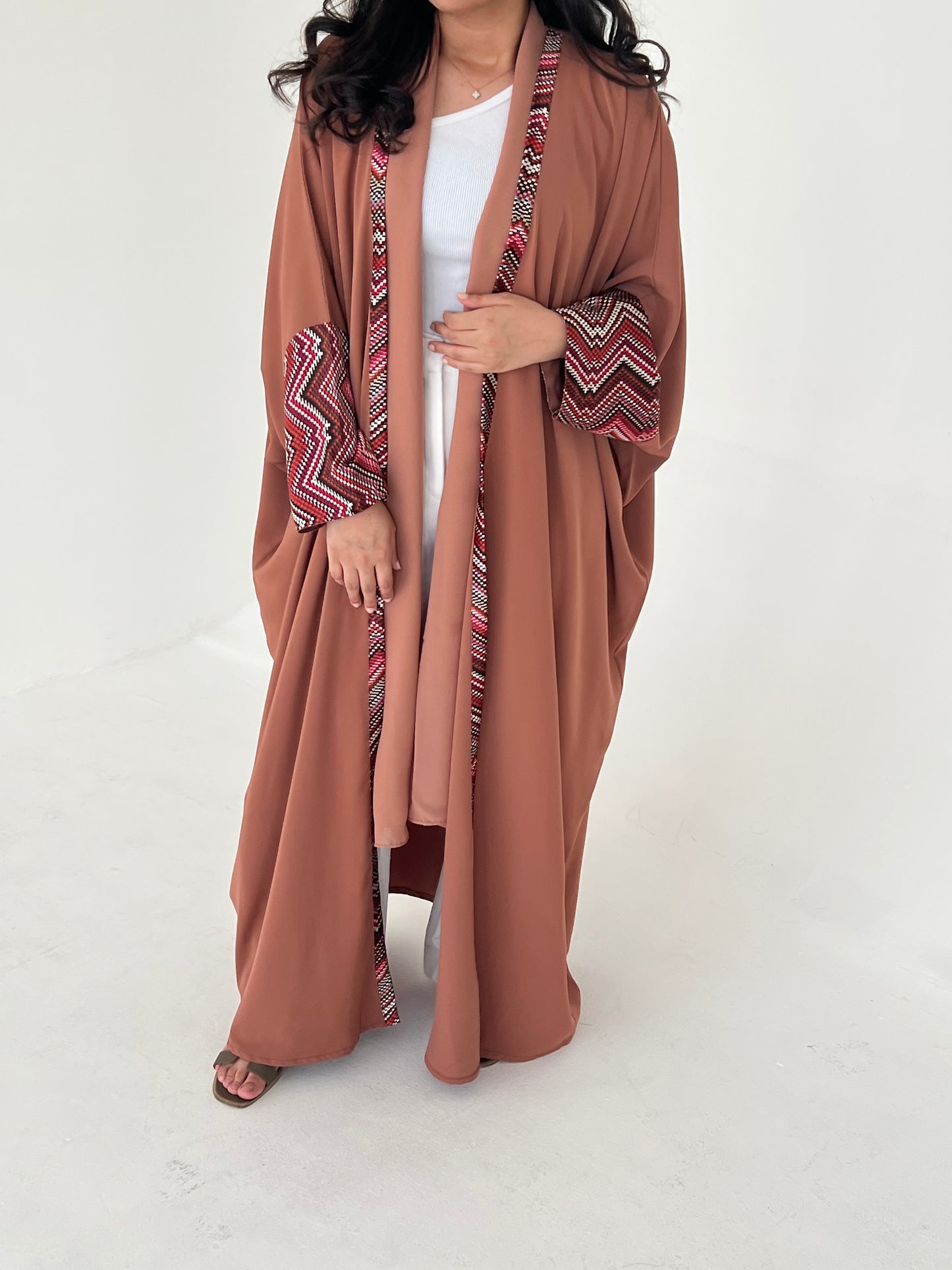 DN085 - CREPE ABAYA