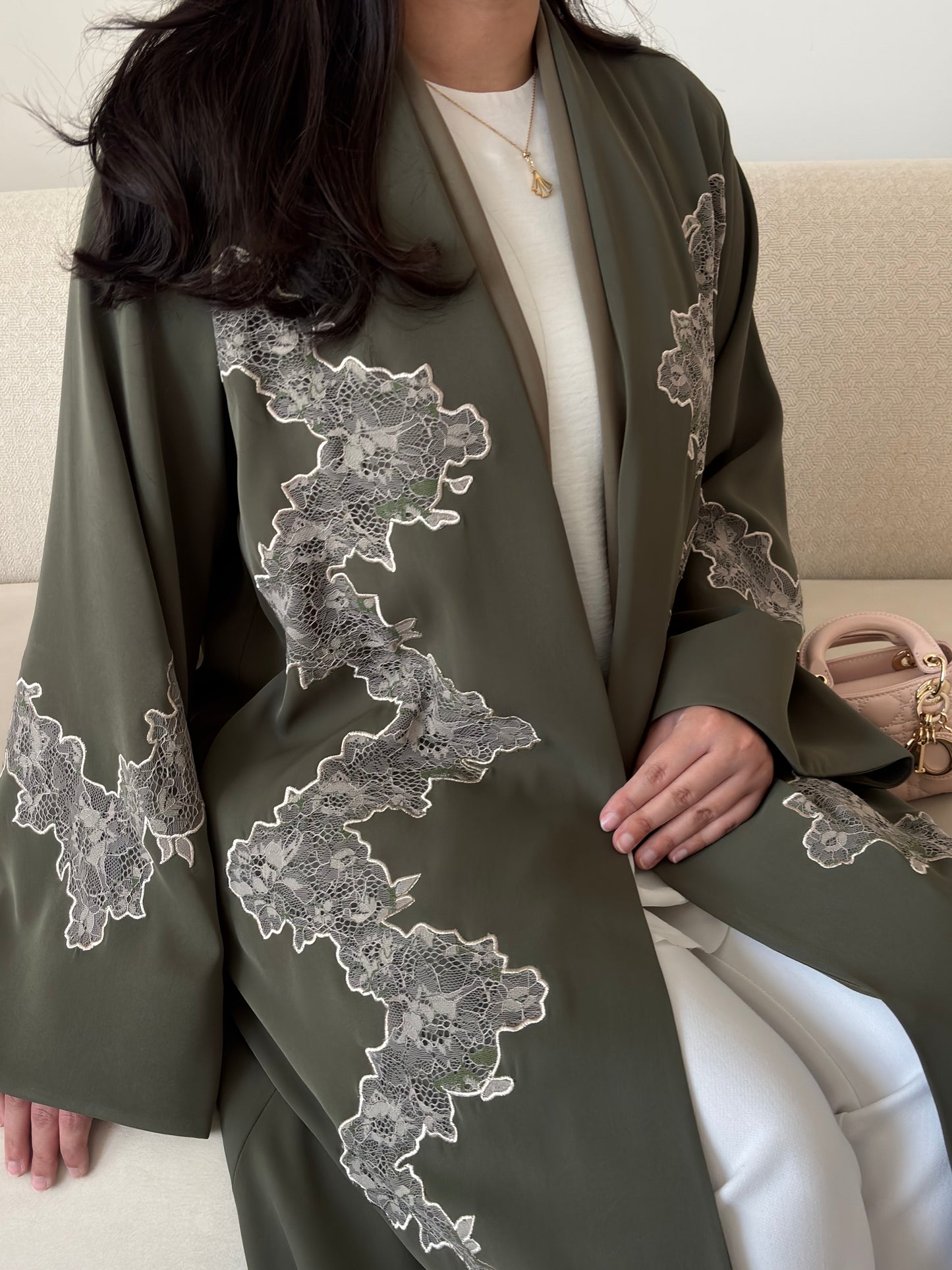 DN288 - LACE ABAYA