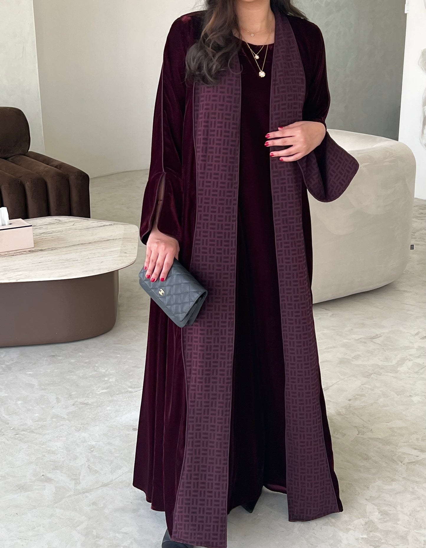 DN206 - VELVET ABAYA