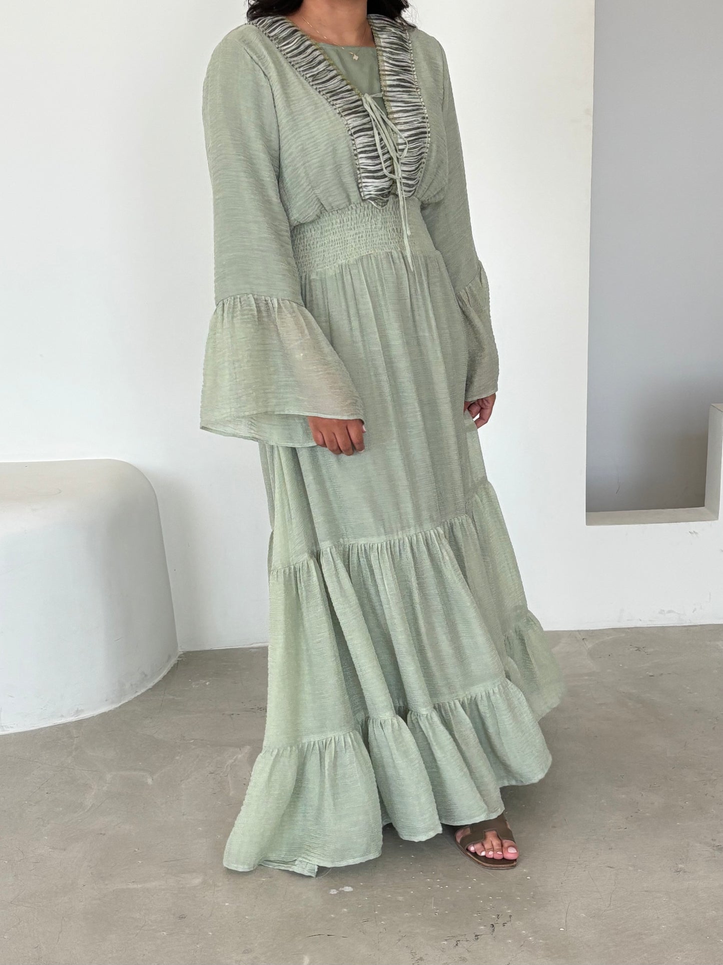 DN158 - GREEN FLOWY DRESS
