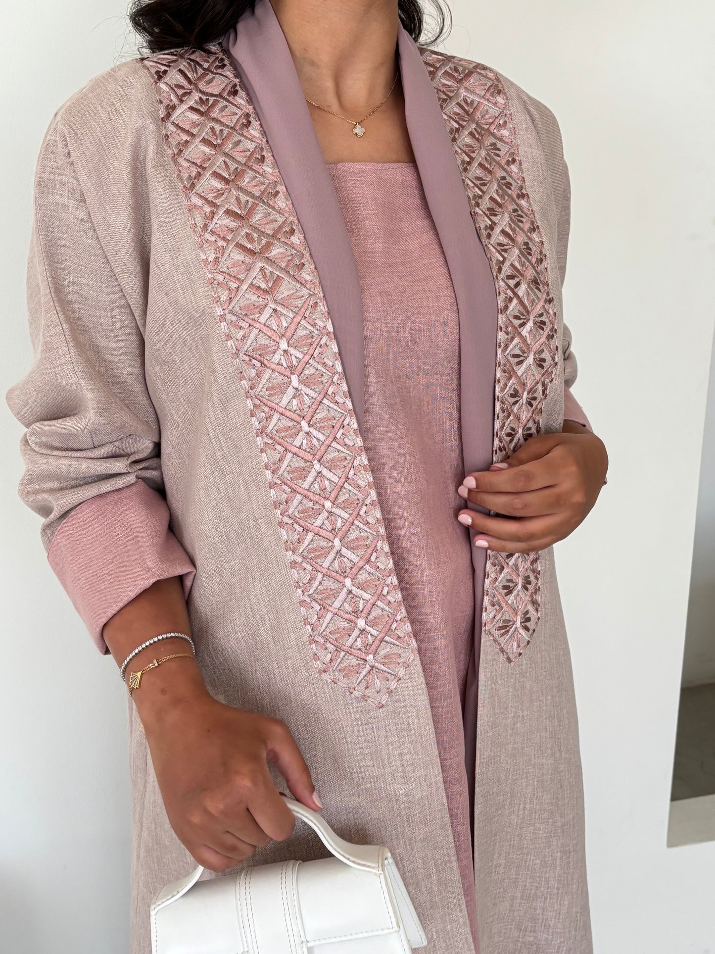 DN146 - PINK LINEN ABAYA SET