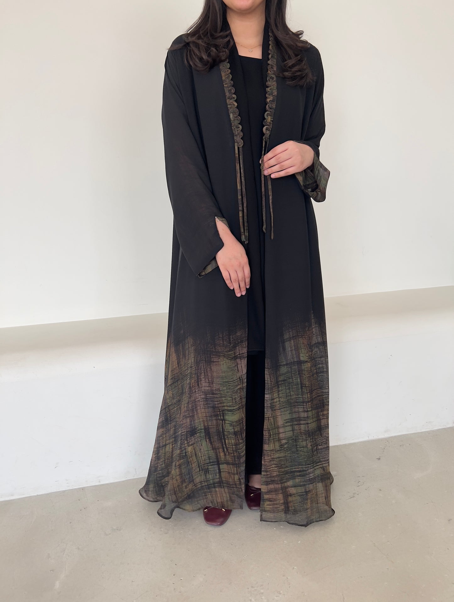 DN144 - CHIFFON PRINT ABAYA