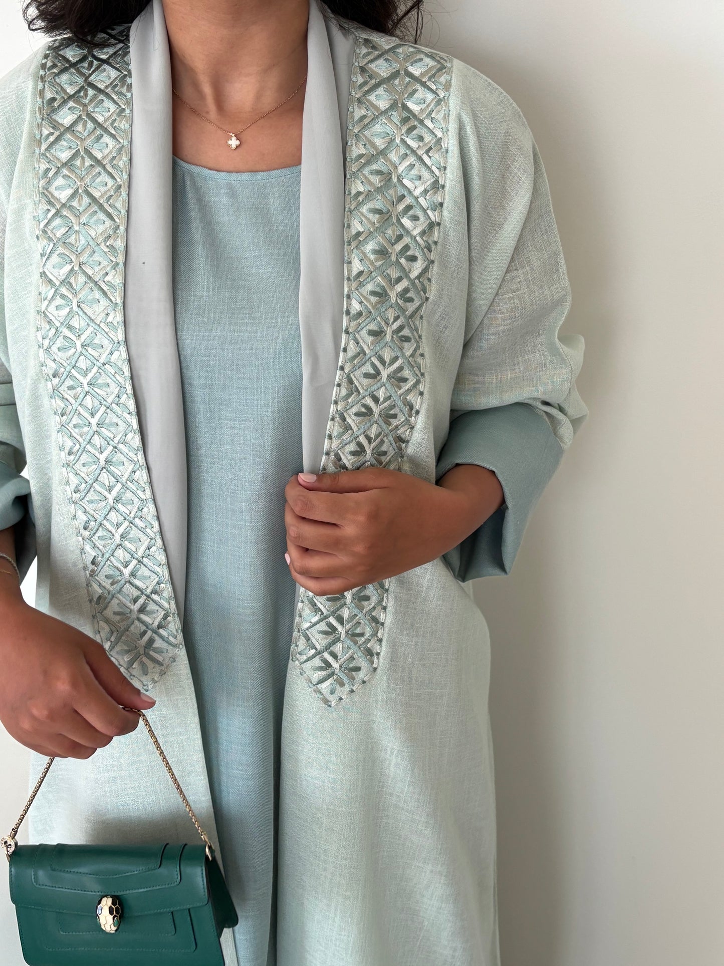 DN149 - GREEN LINEN ABAYA SET