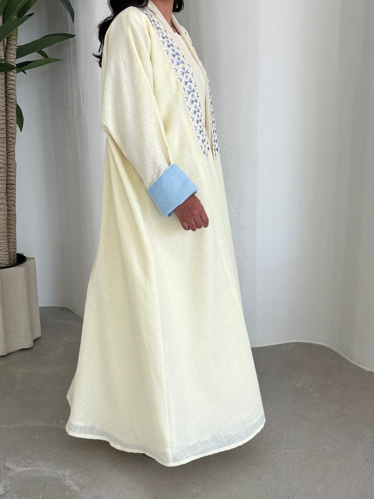 DN152 - YELLOW LINEN ABAYA SET