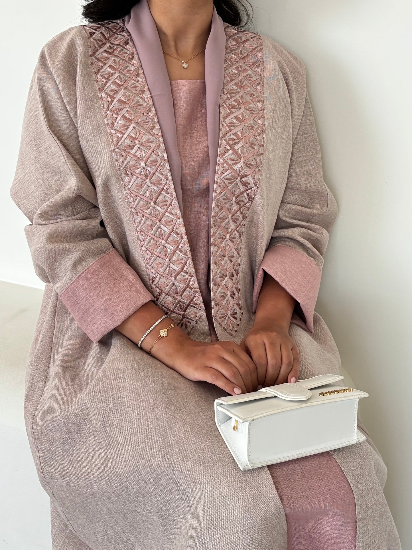 DN146 - PINK LINEN ABAYA SET