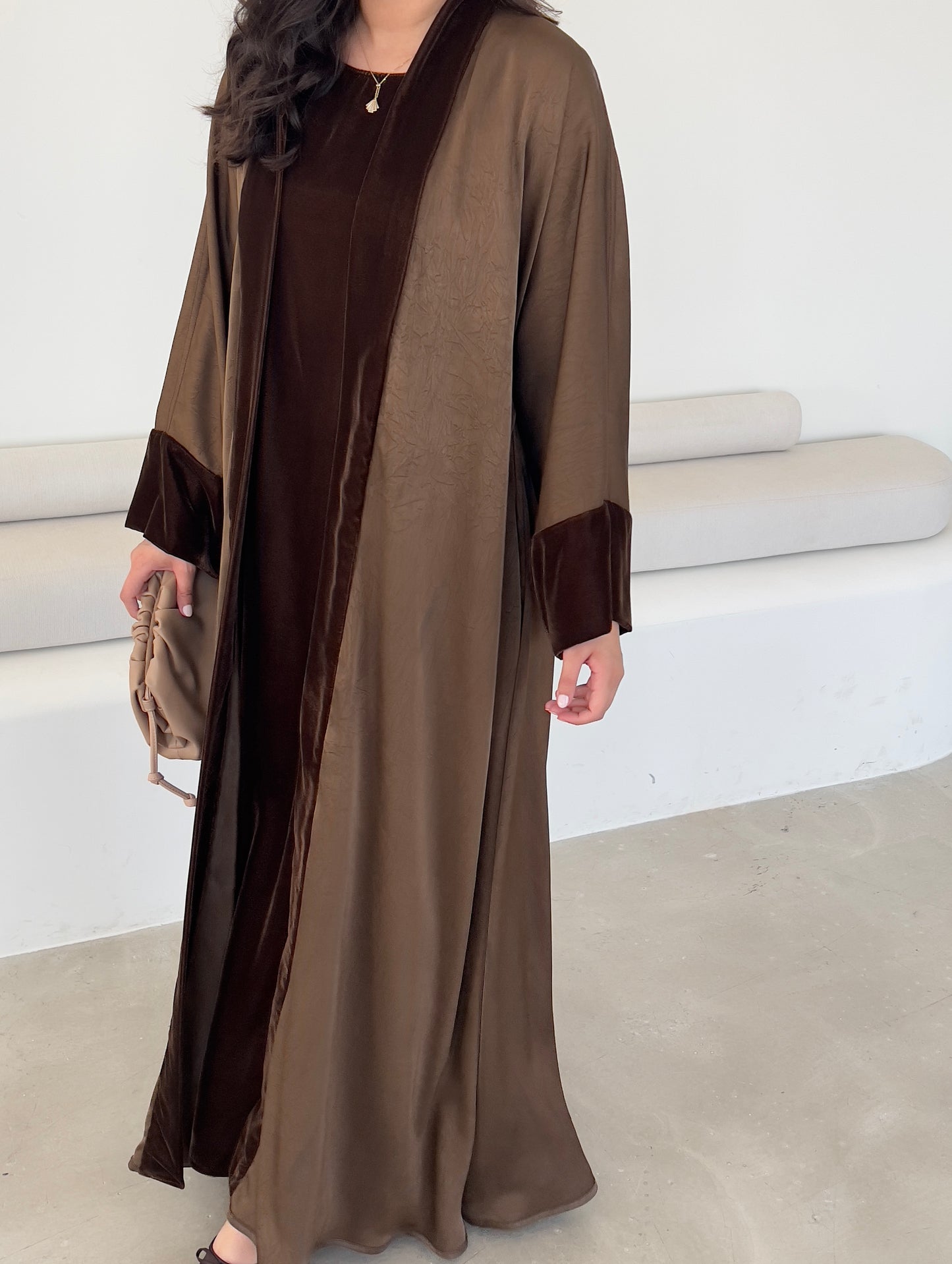 DN107 - REVERSIBLE ABAYA