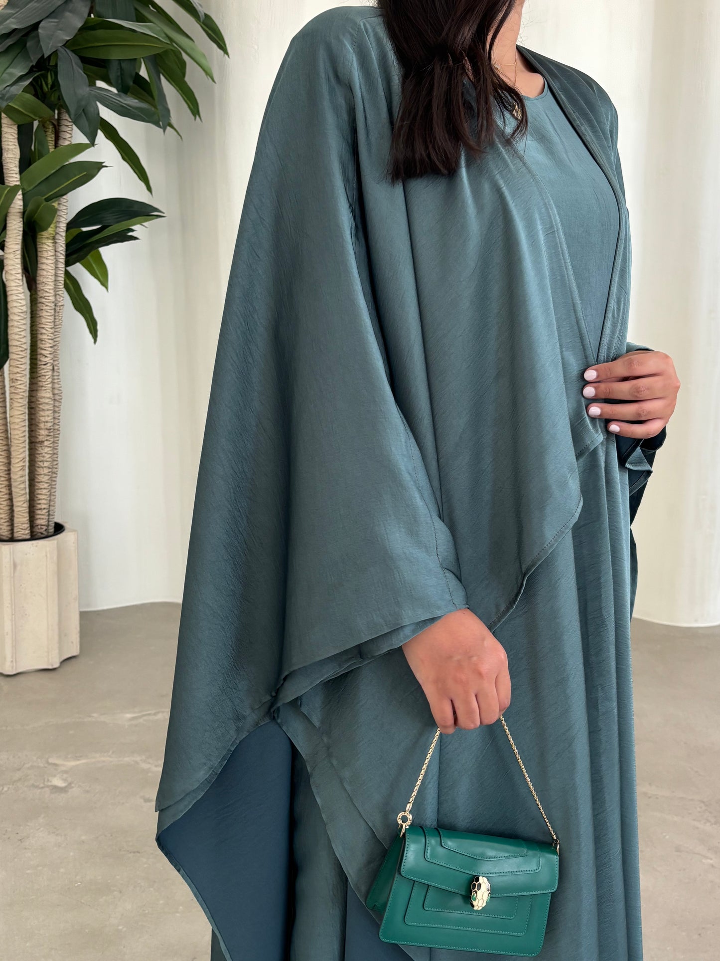 DN171 - FLOWY SILK SET