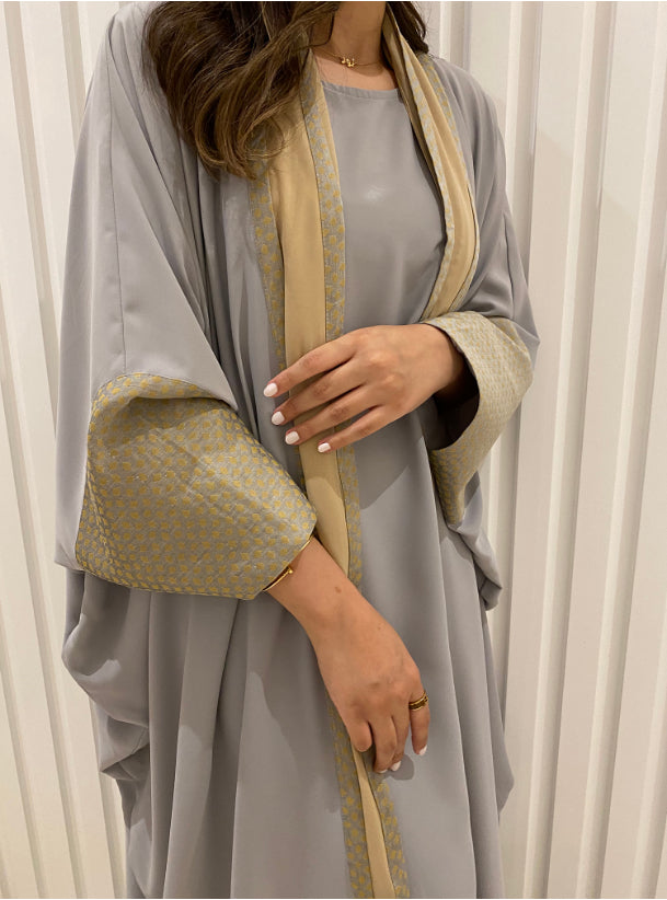 DN034 - CREPE ABAYA