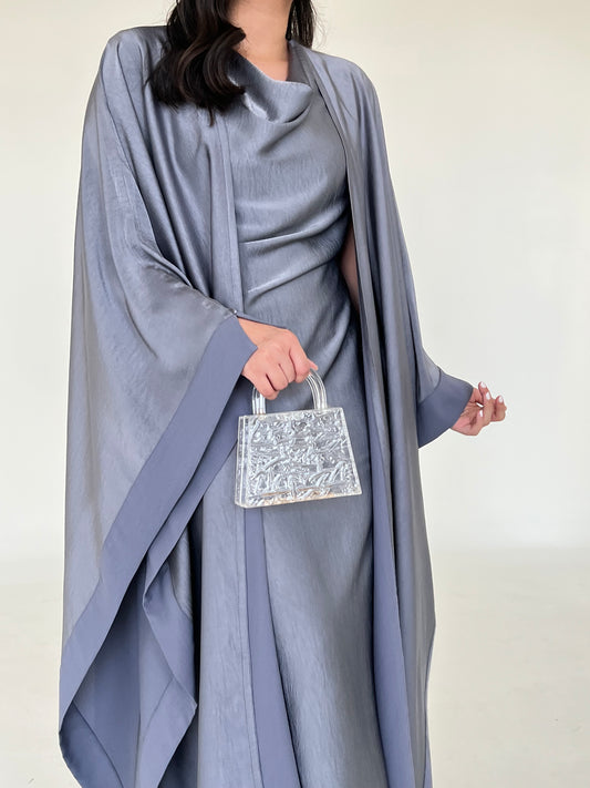 DN076 - SILK ABAYA SET