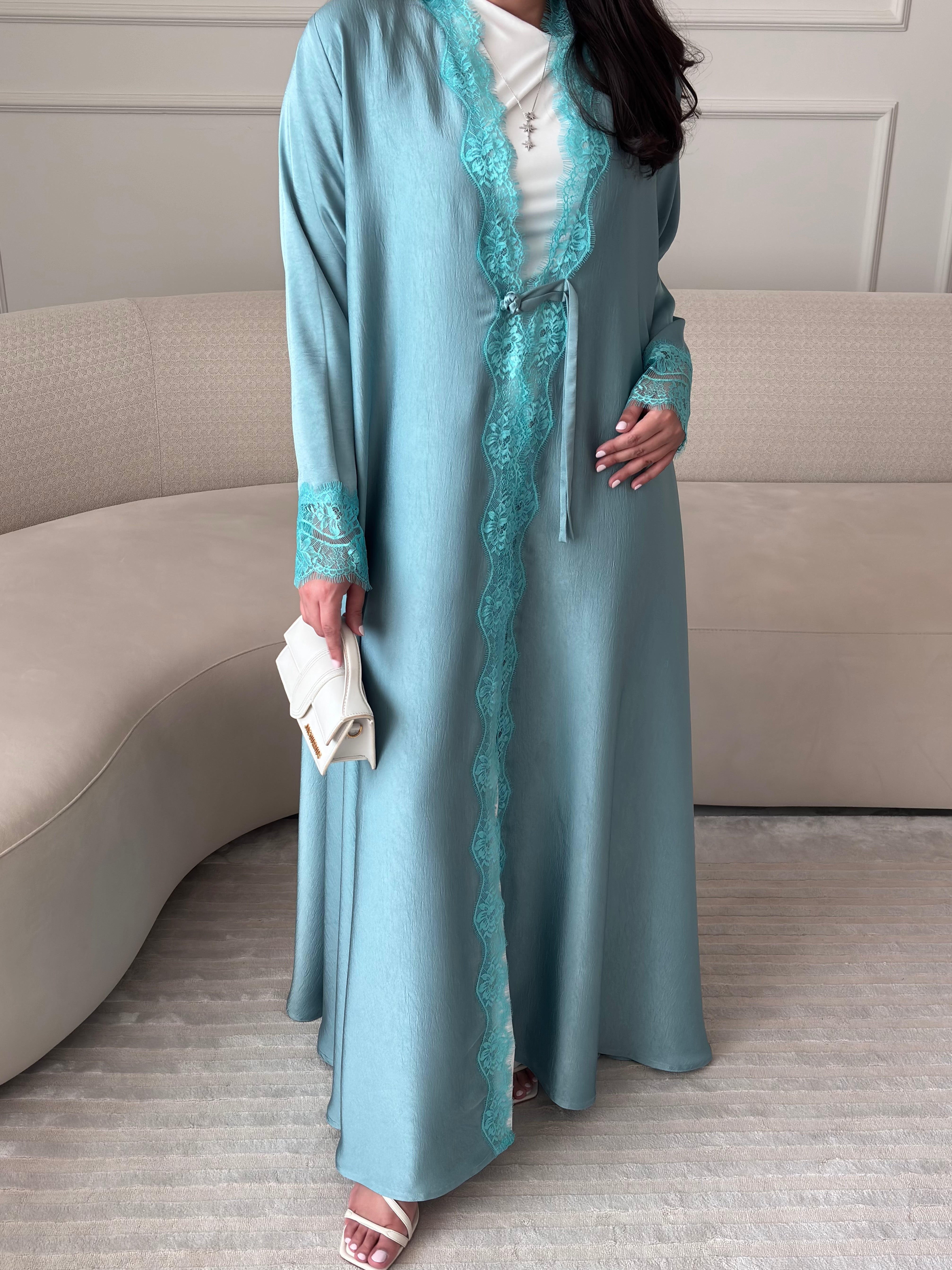 DN294 - LACE ABAYA