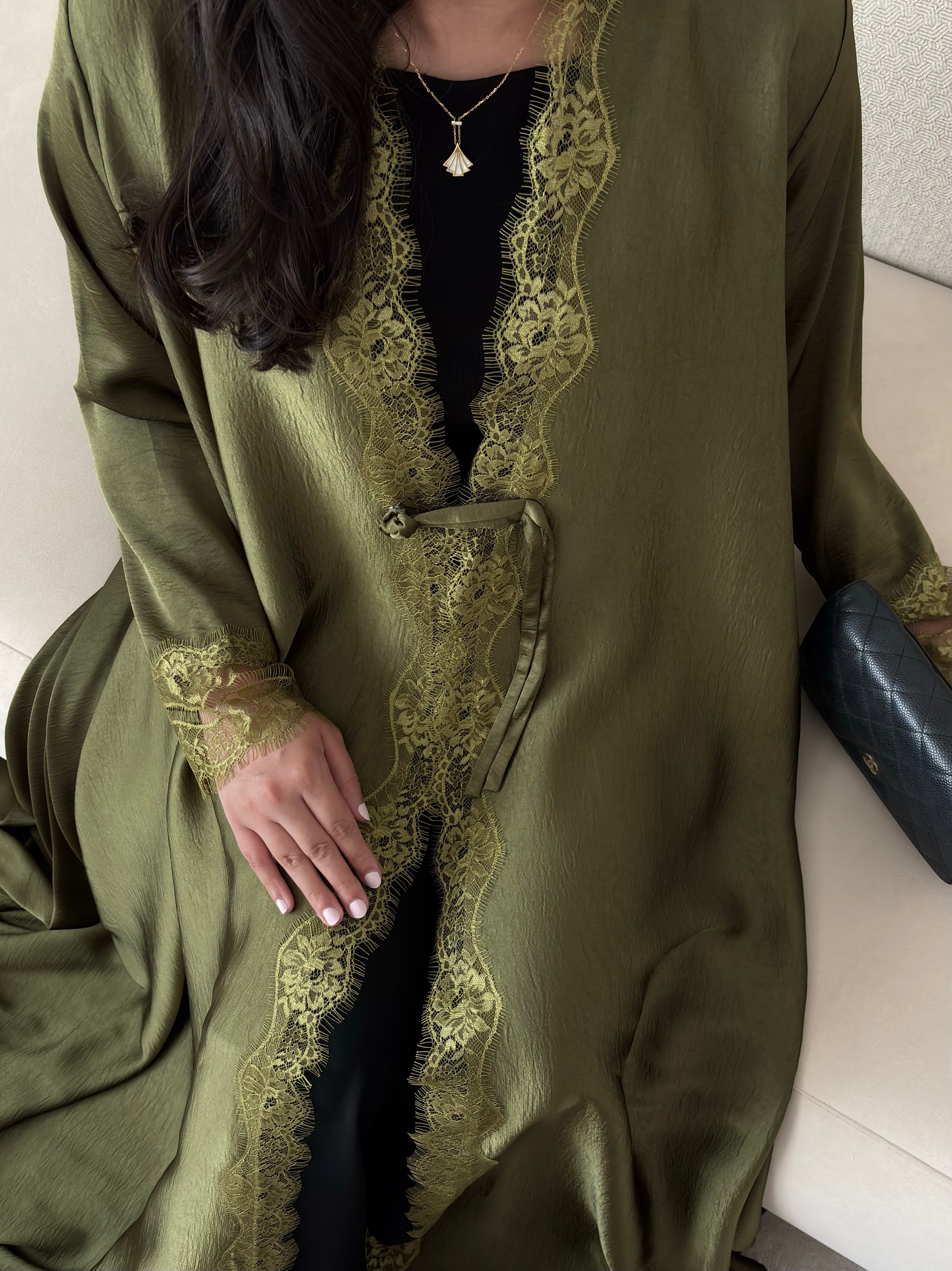 DN301 - LACE ABAYA