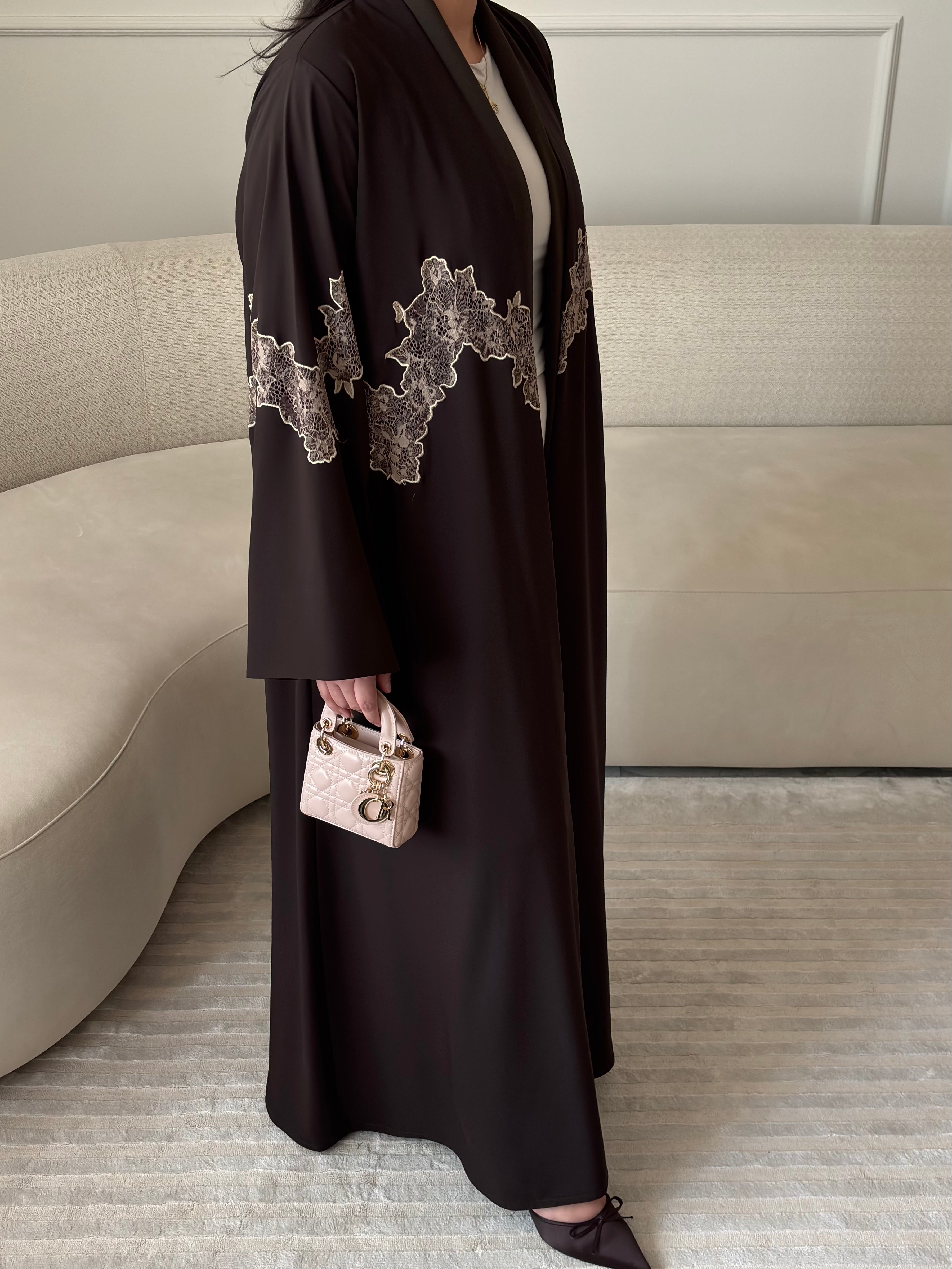 DN283 - LACE ABAYA