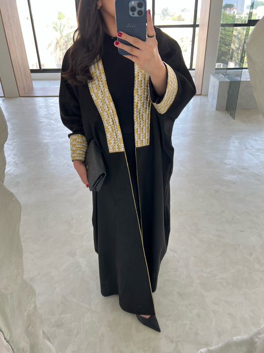 DN048 - BISHT ABAYA