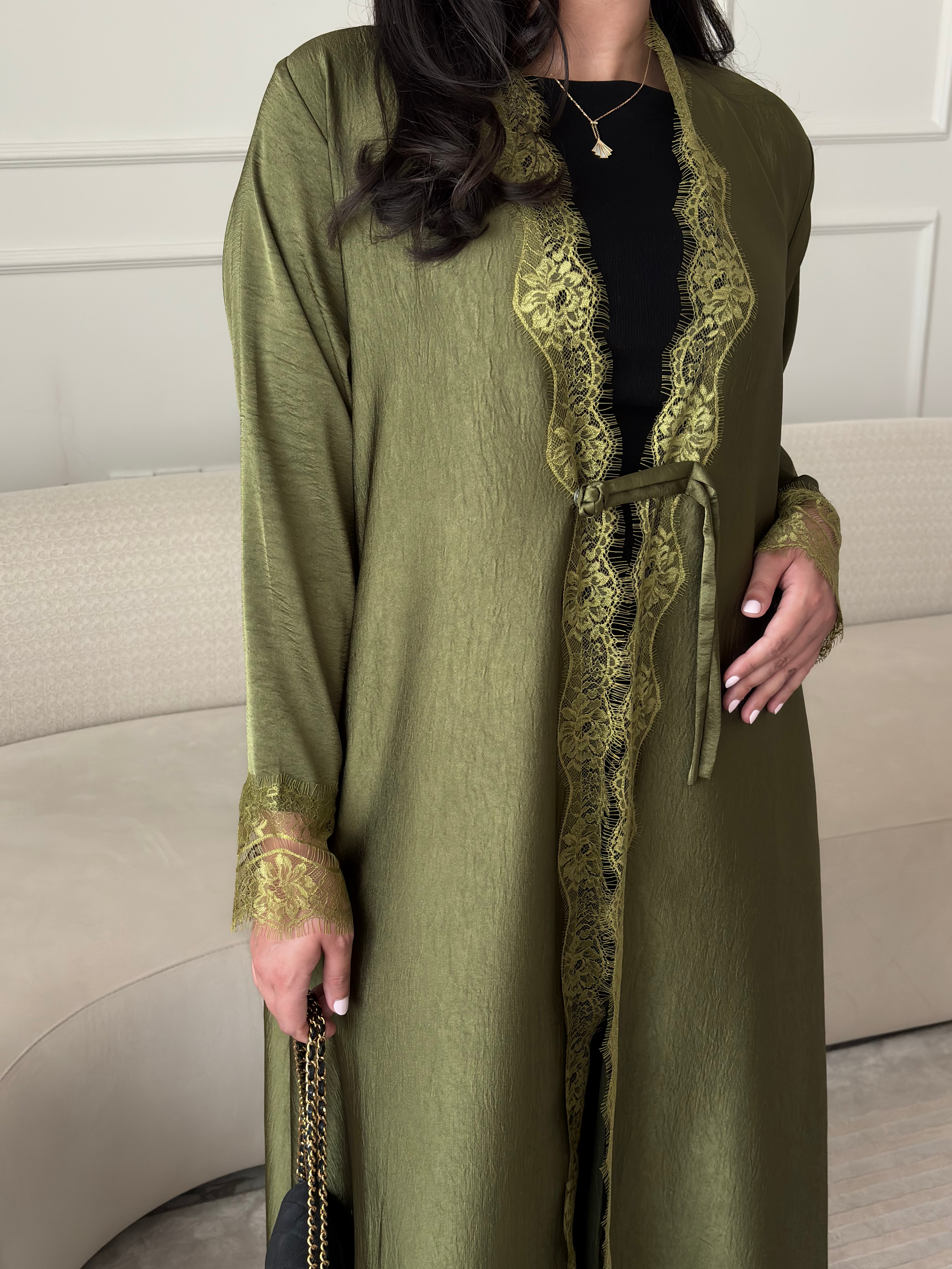 DN301 - LACE ABAYA