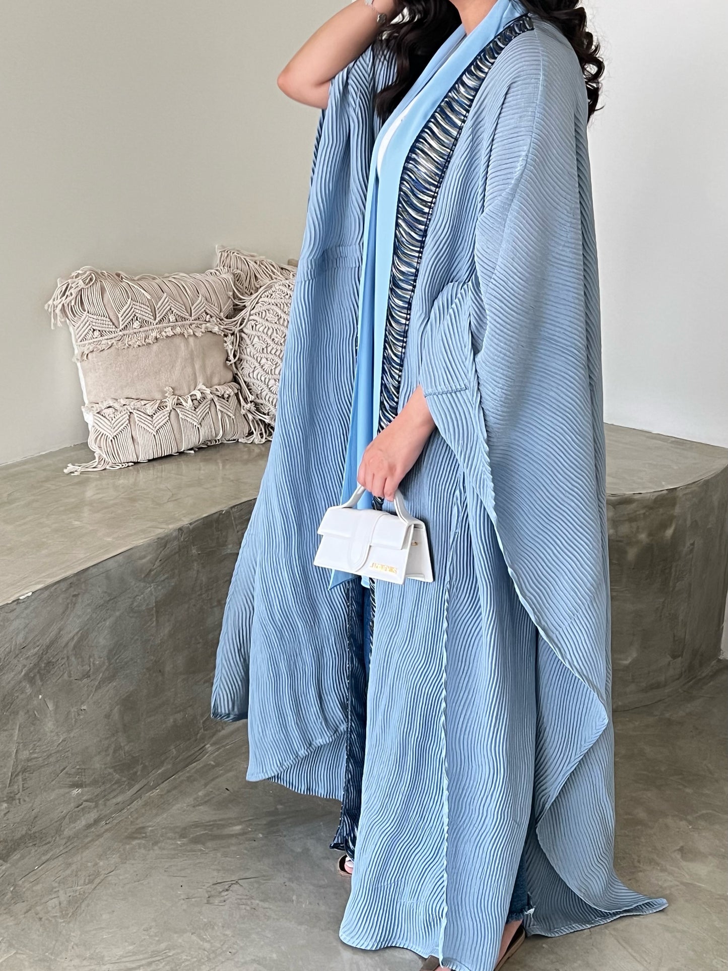 DN038 - BLUE PLEATED