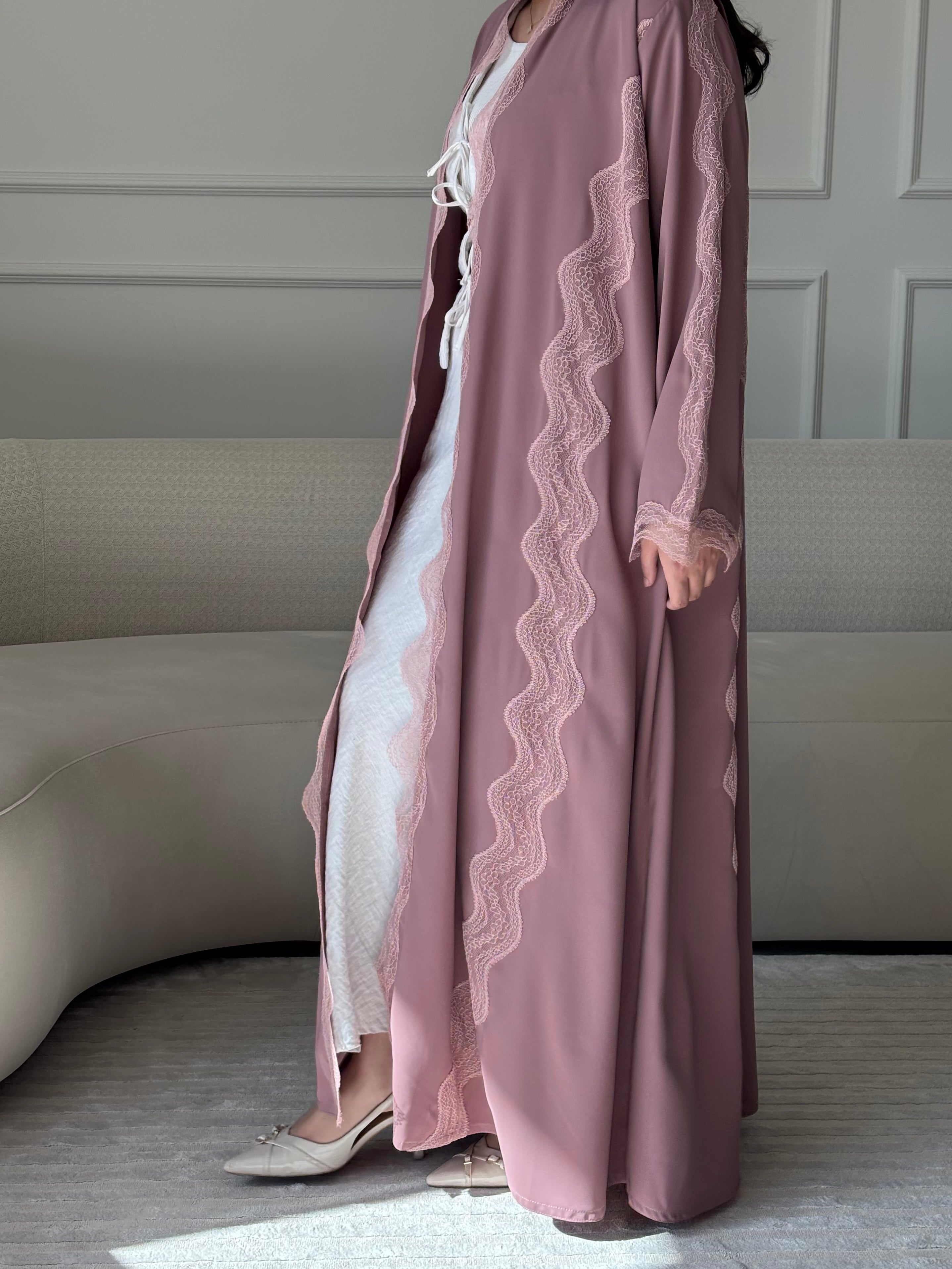 DN277 - LACE ABAYA