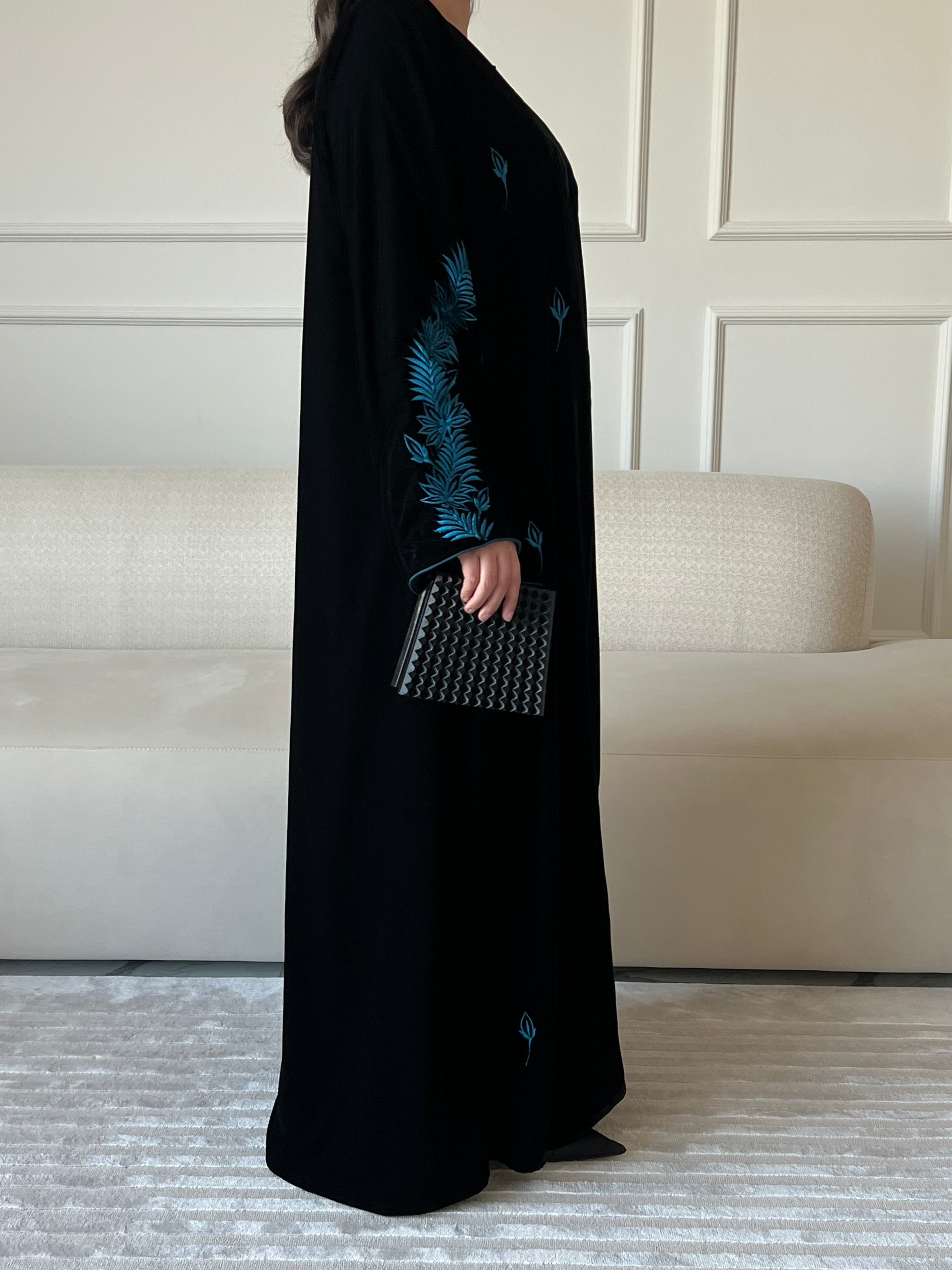 DN216 - VELVET EMBROIDERY