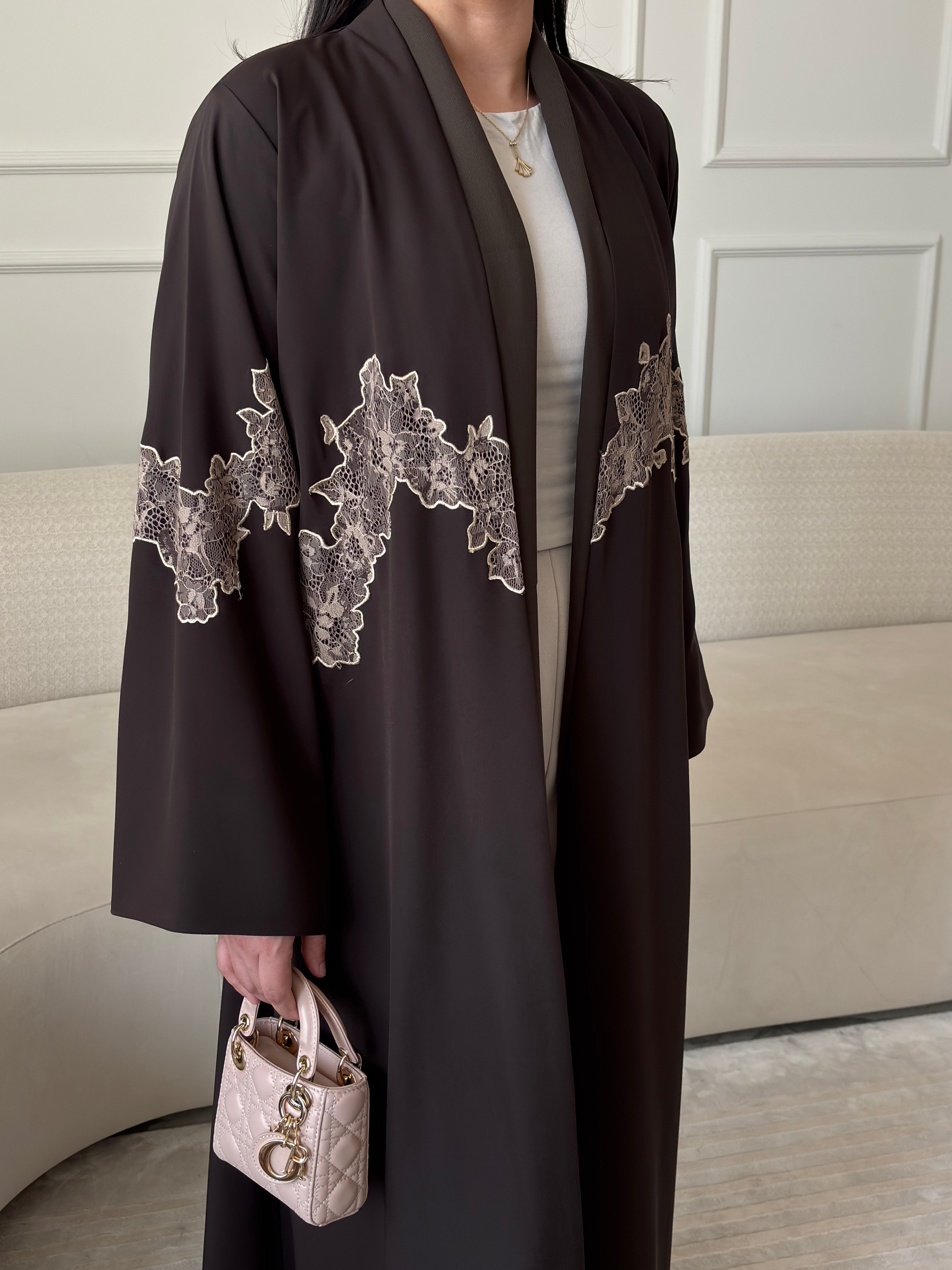 DN283 - LACE ABAYA