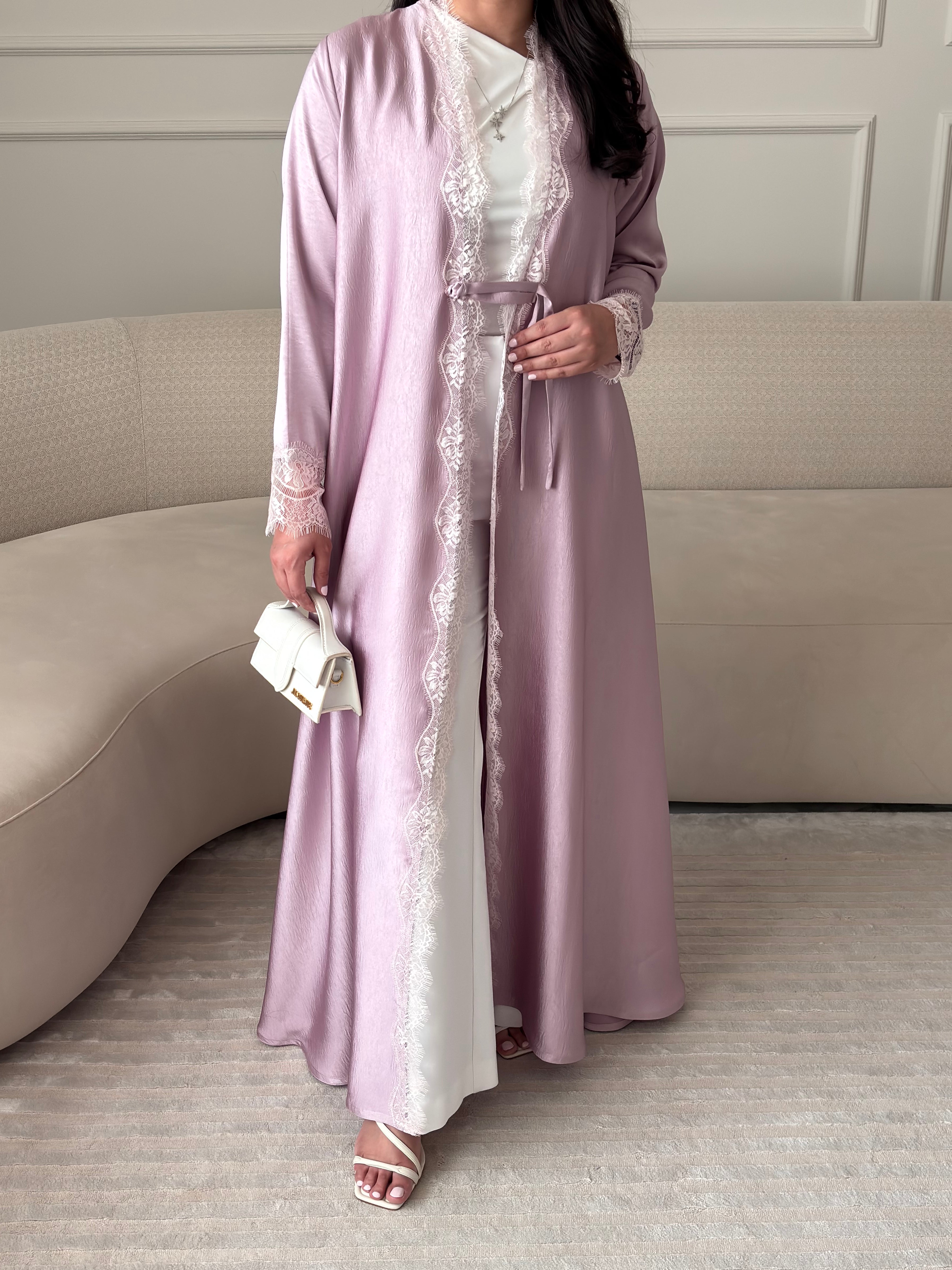 DN297 - LACE ABAYA