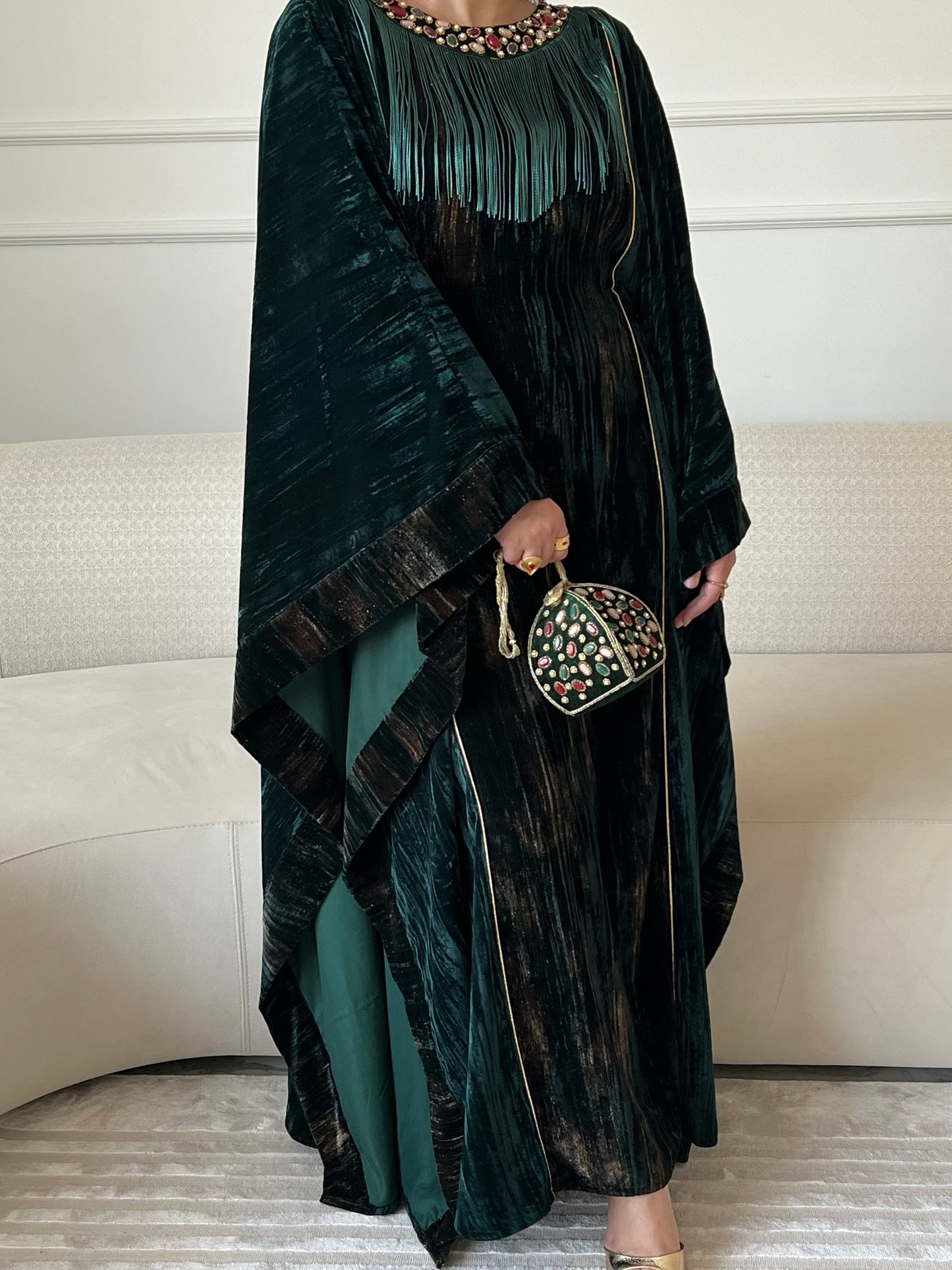 DN241 - STONE EMBROIDERY