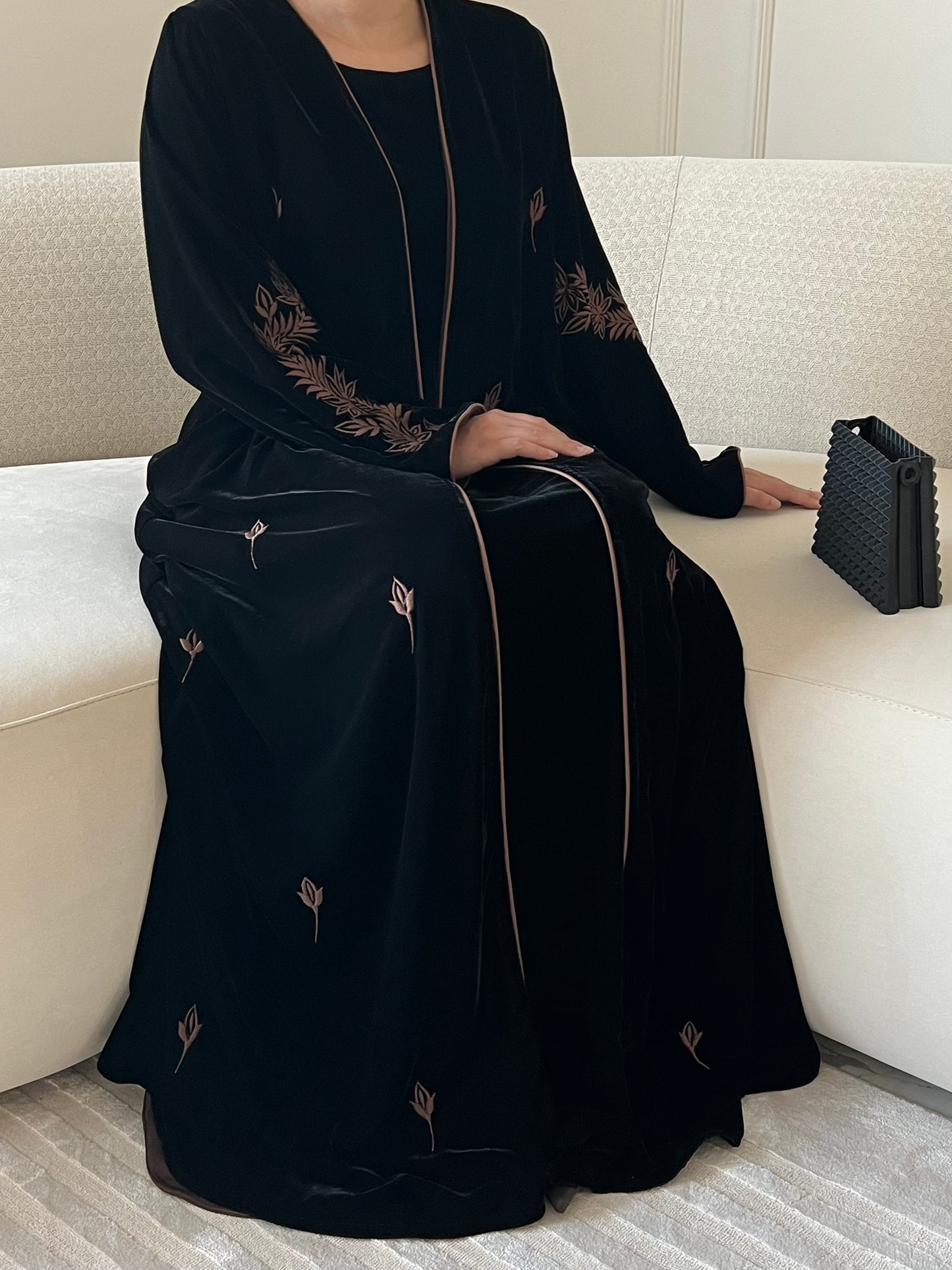 DN217 - VELVET EMBROIDERY