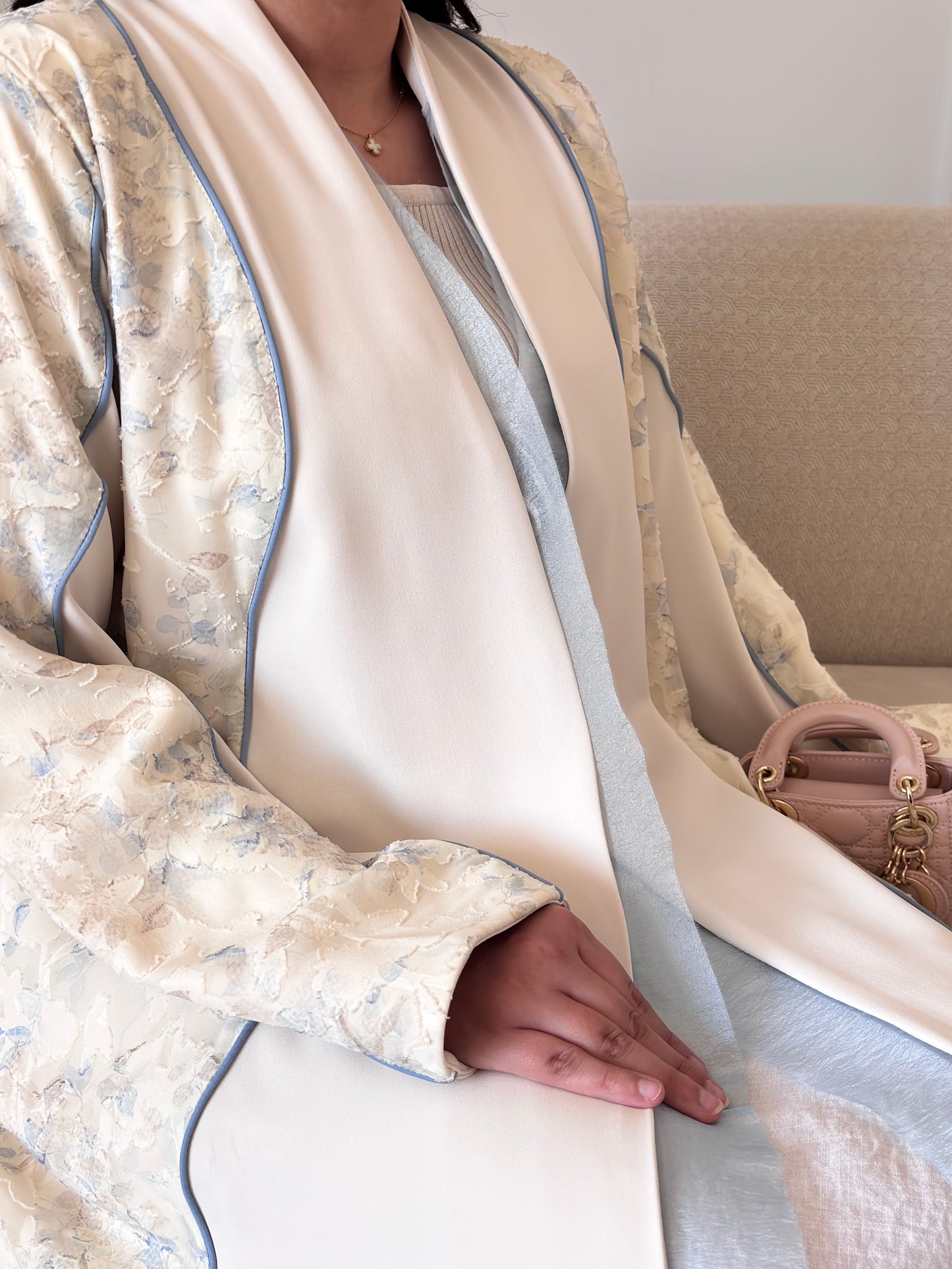 DN273 - FLORAL ABAYA