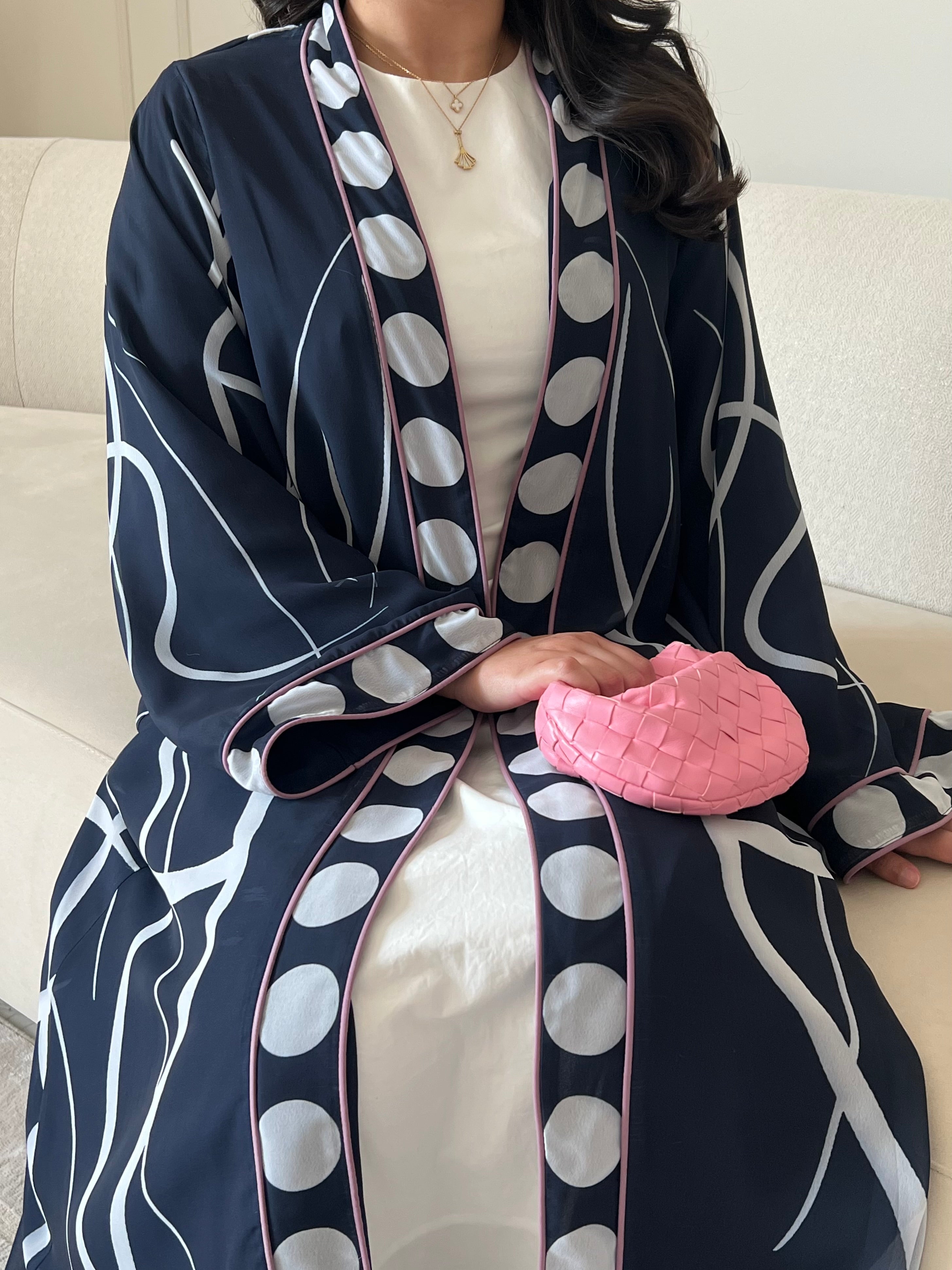 DN265 - POLKA DOT ABAYA