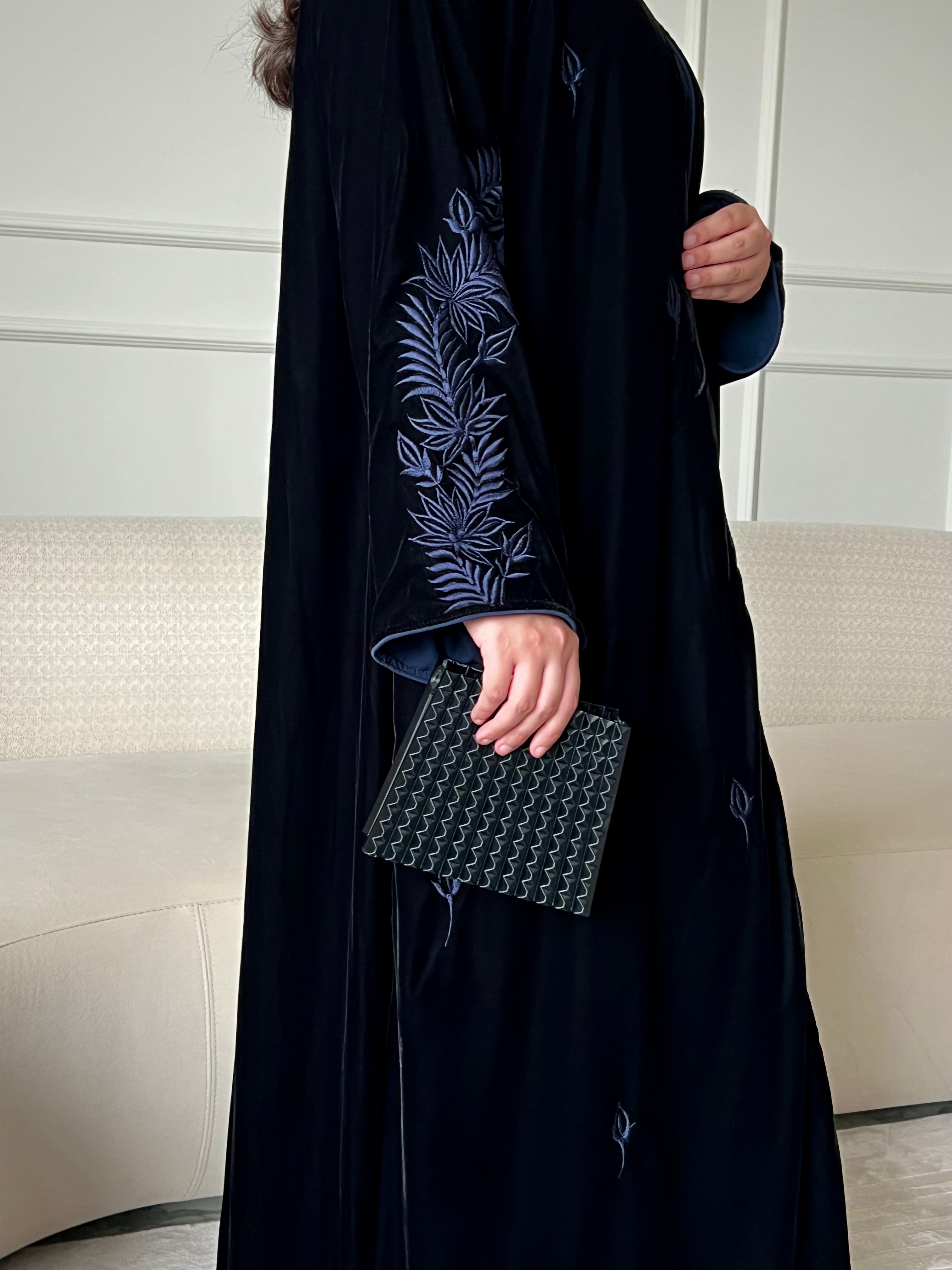 DN214 - VELVET EMBROIDERY