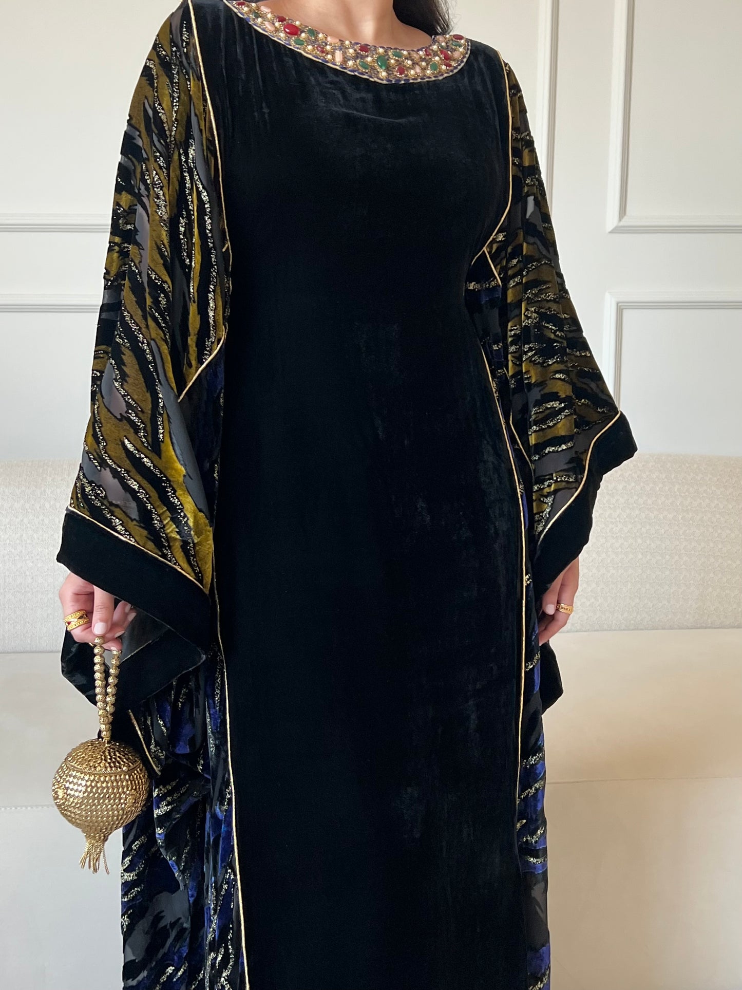 DN236 - STONE KAFTAN
