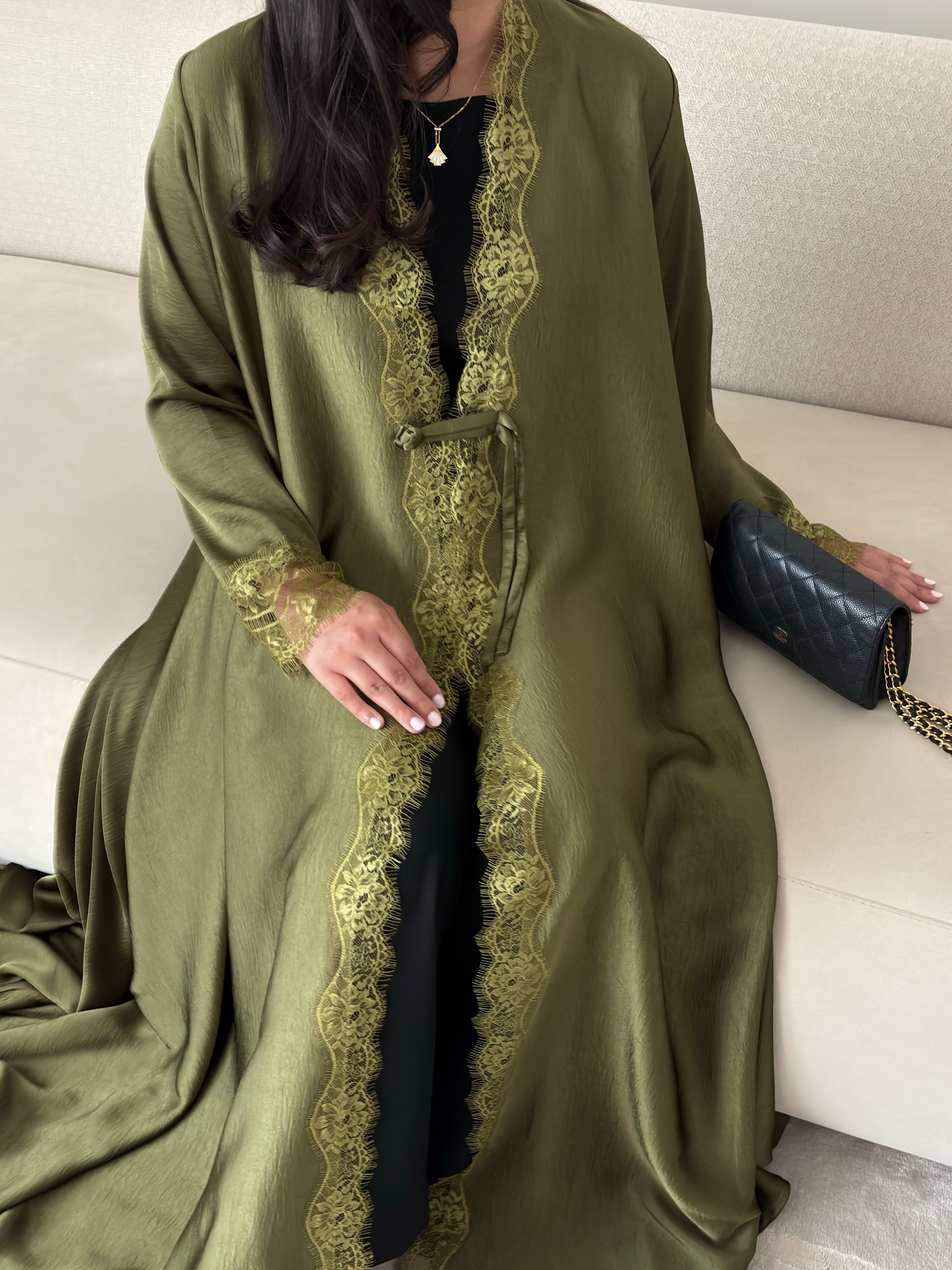 DN301 - LACE ABAYA
