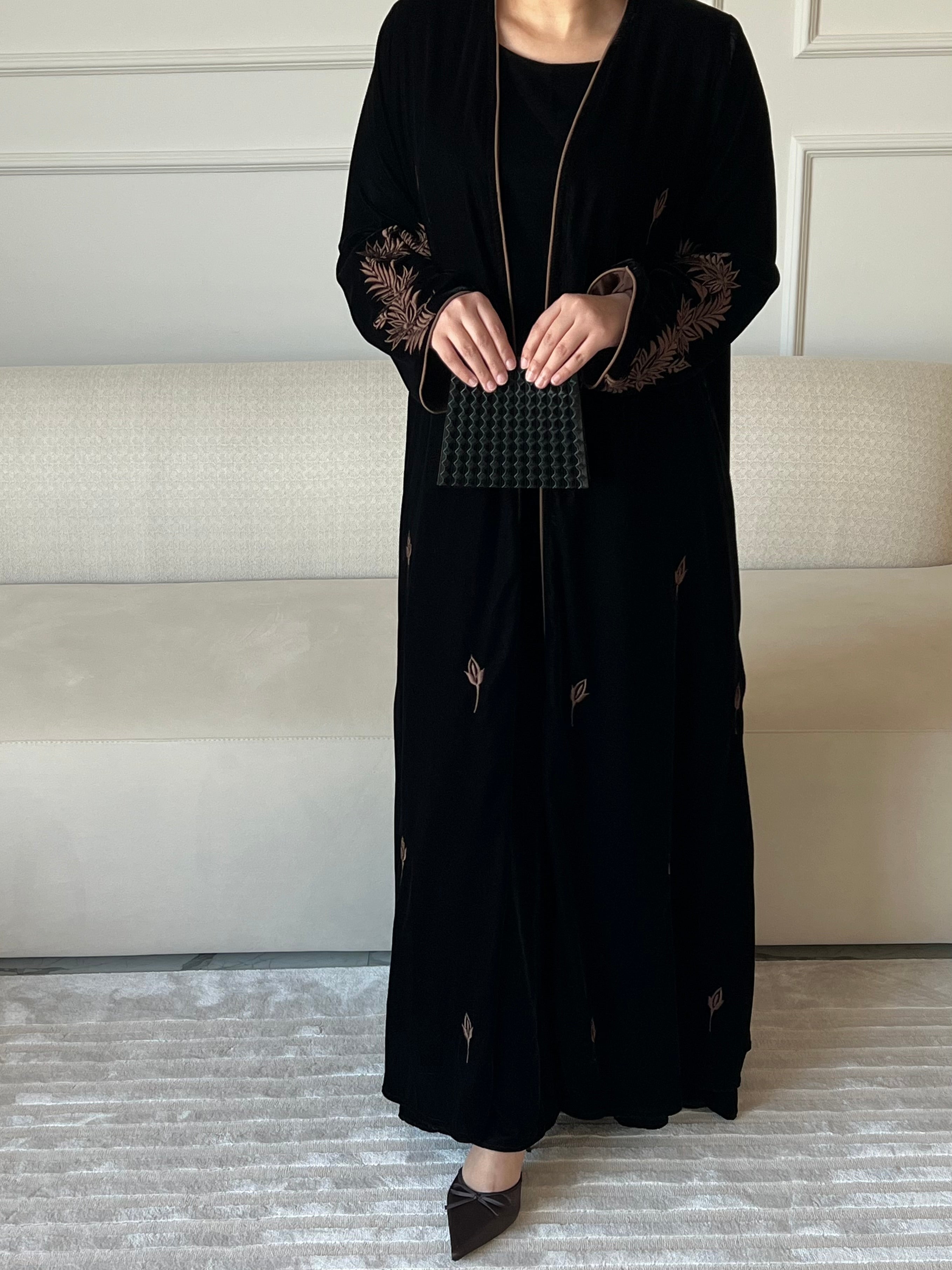 DN217 - VELVET EMBROIDERY