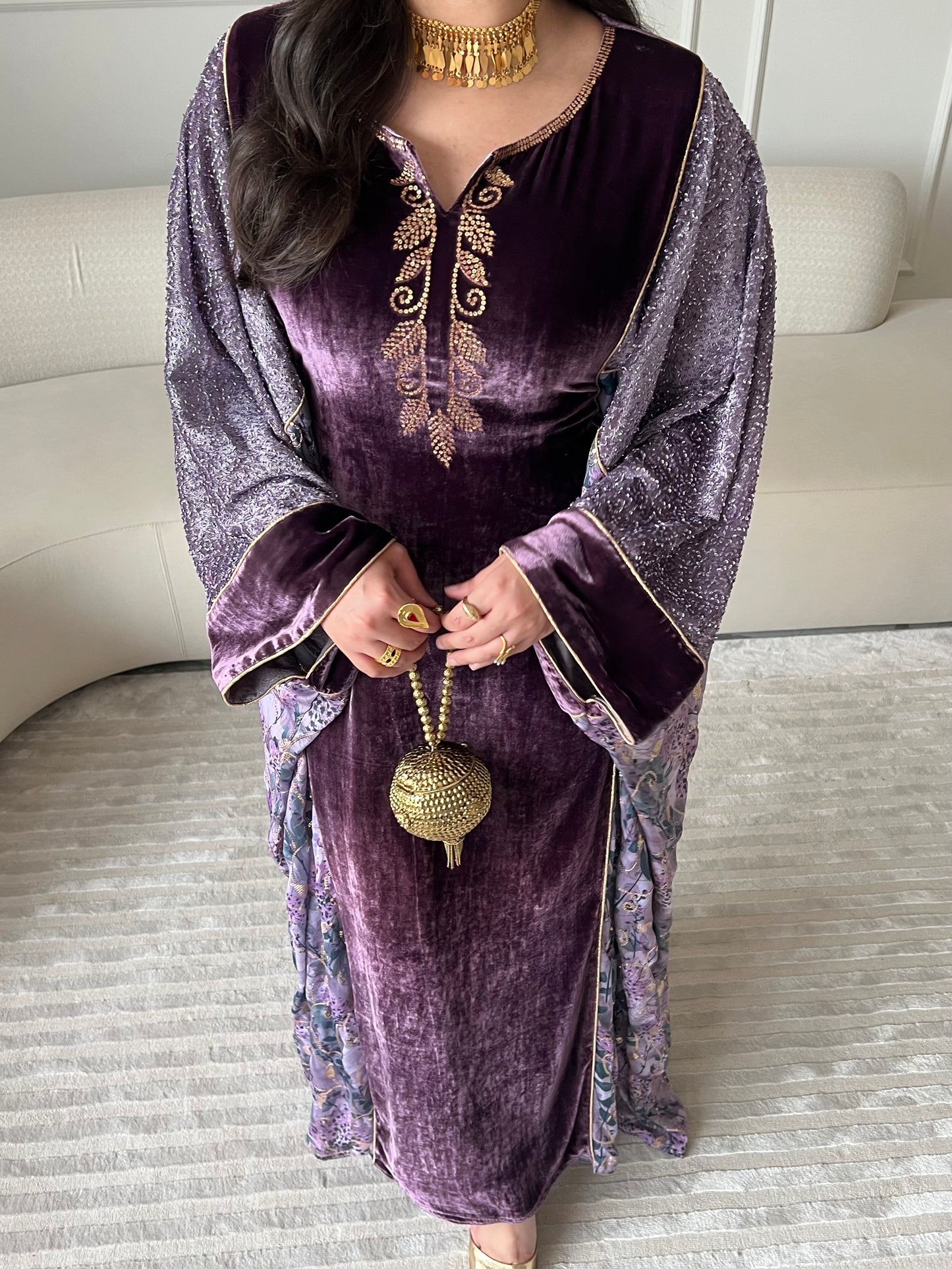 DN251 - VELVET EMBROIDERY