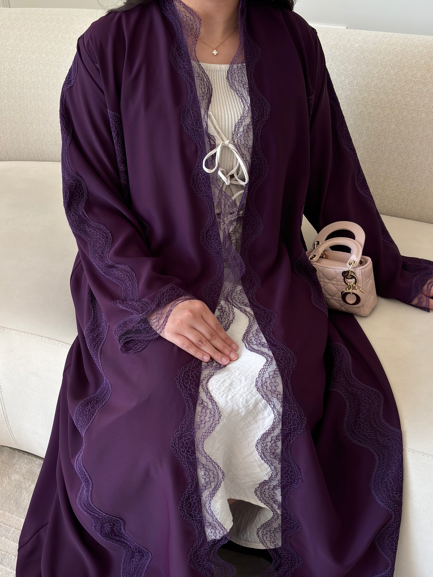DN278 - LACE ABAYA