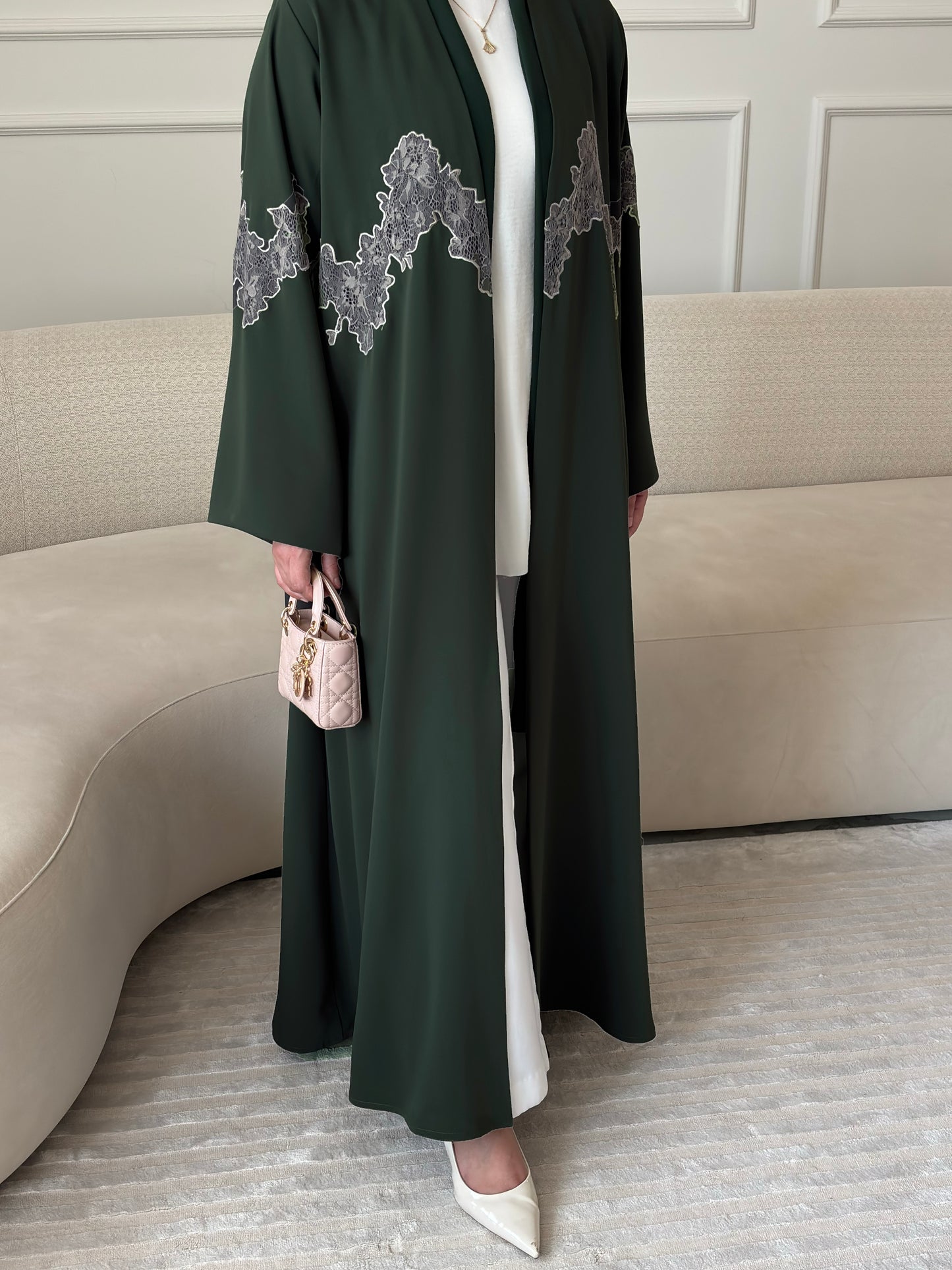 DN282 - LACE ABAYA