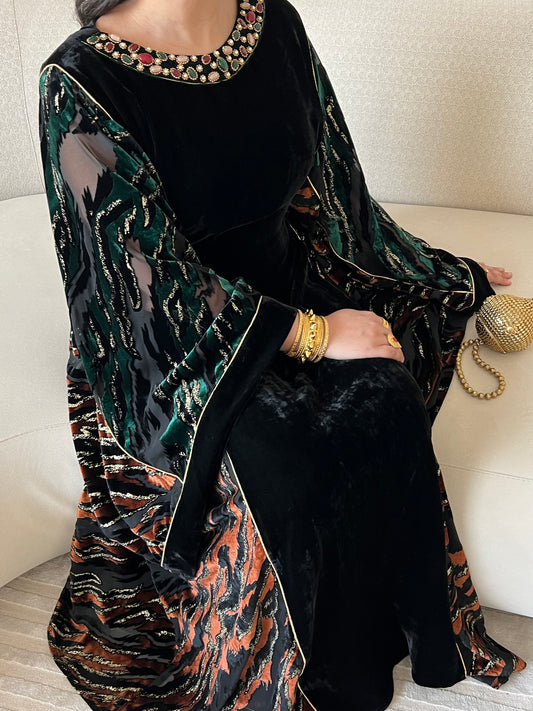DN235 - STONE KAFTAN